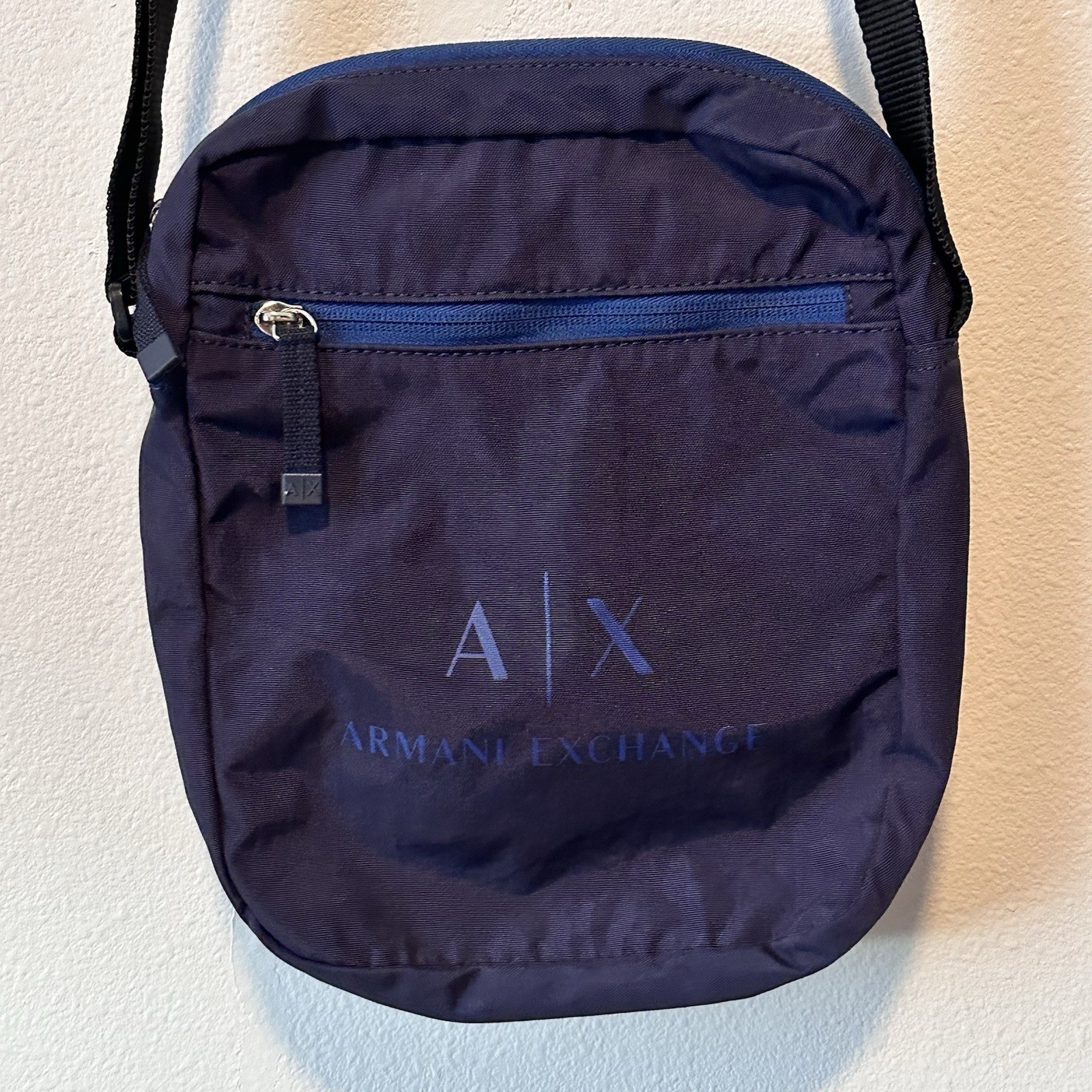 Men’s ARMANI EXCHANGE Shoulder Bag Logo Crossbody Camera Purse Travel Blue Navy