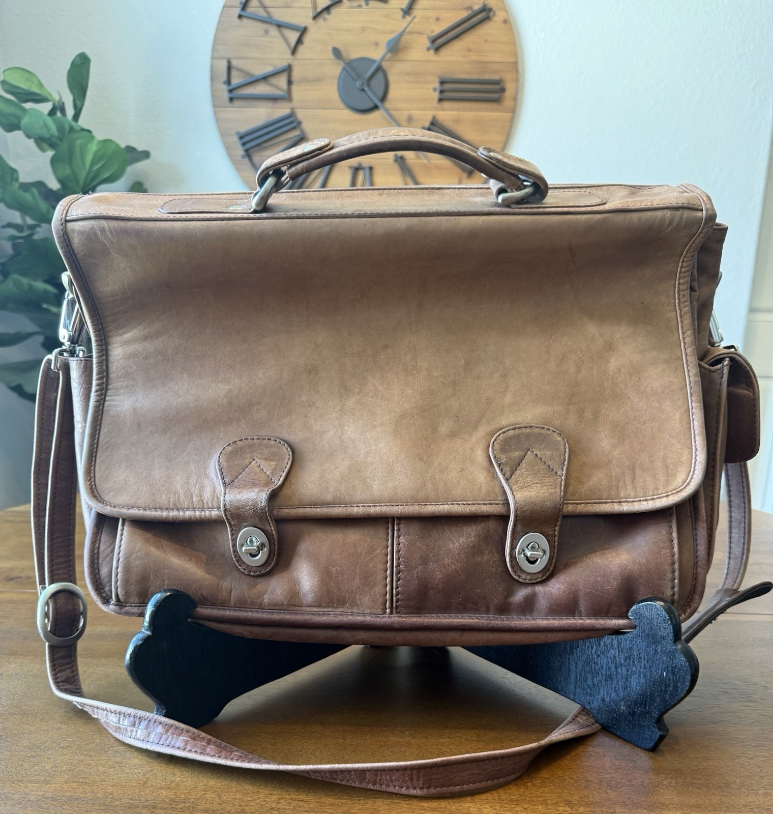 Briefcase Brown Leather Toggle Clasps Shoulder Strap & Top Handle Vintage 1990s