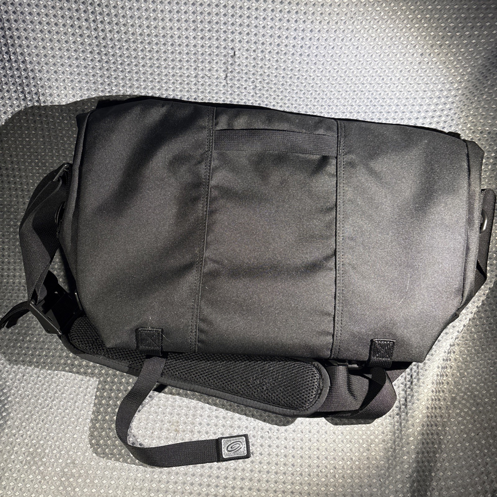 Timbuk2 M Stuck In The Middle With You Messenger Bag Black Laptop