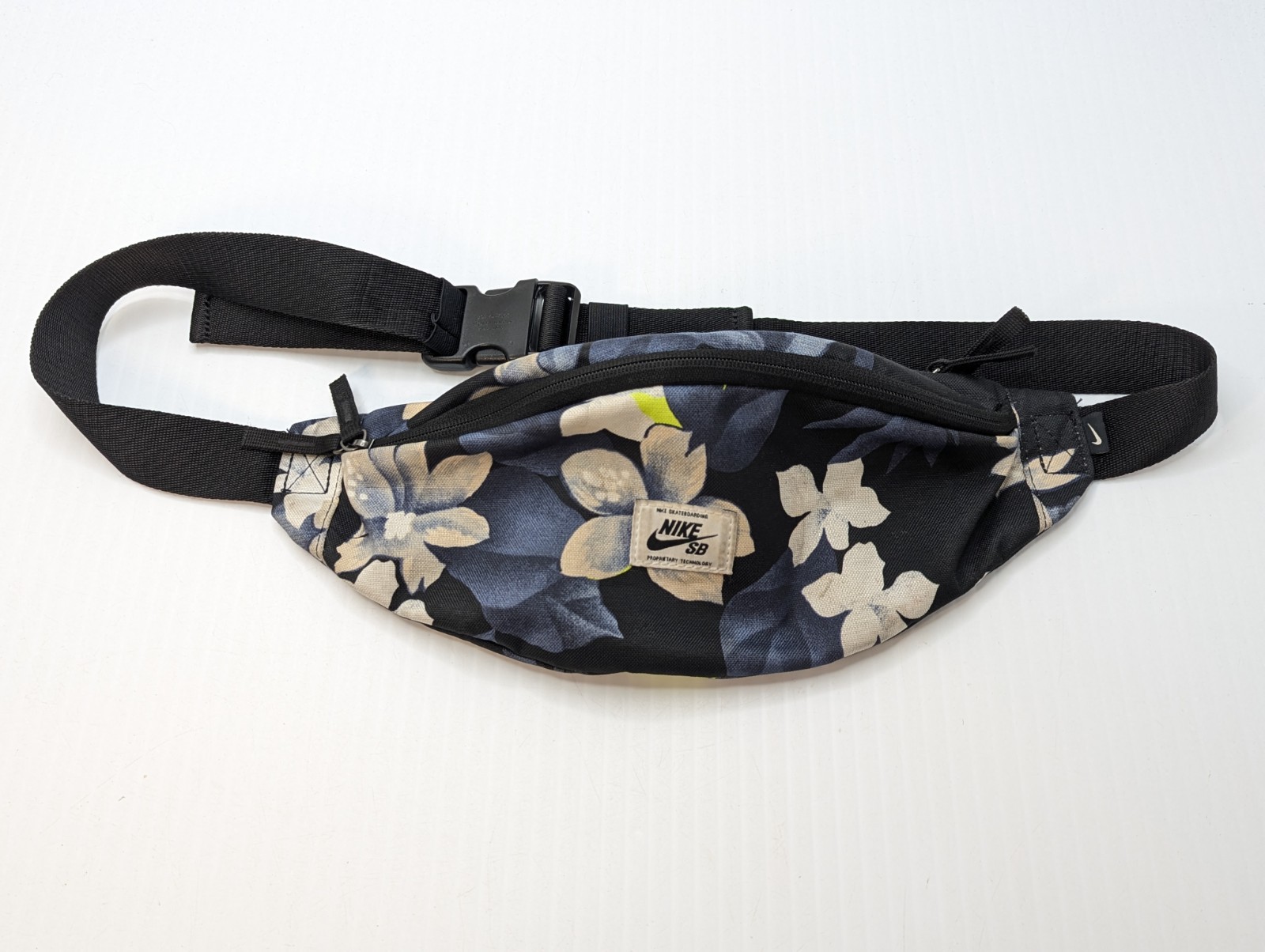Nike SB Heritage Printed Skate Hip Pack Zip Waist Bag Cv8973-010 Fanny Pack