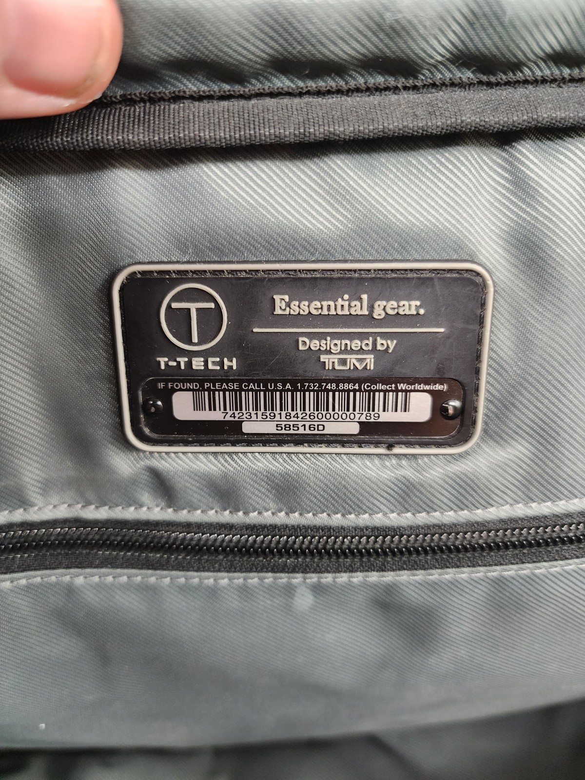 Tumi T-Tech Essential Gear Laptop Shoulder Briefcase Bag Messenger Nylon 58516D