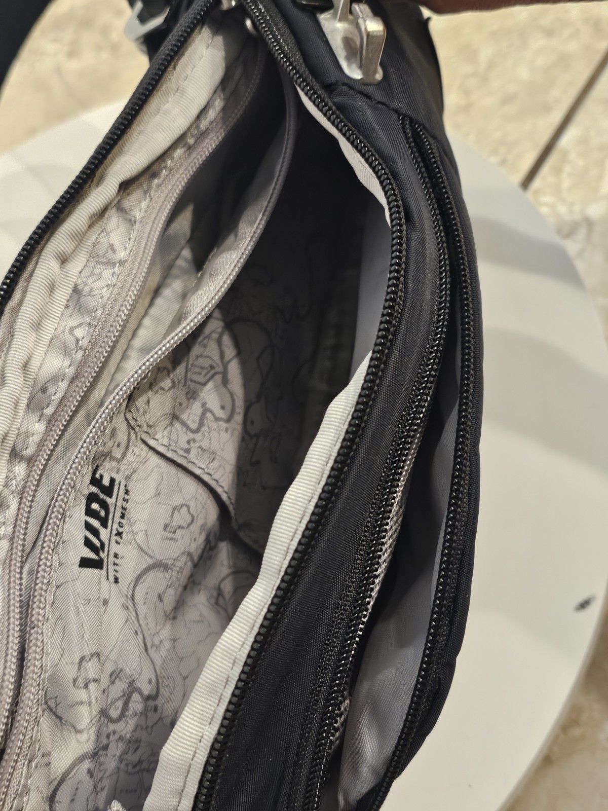 Pacsafe Vibe 150 2.5 Liter Anti Theft Sling Pack, Black
