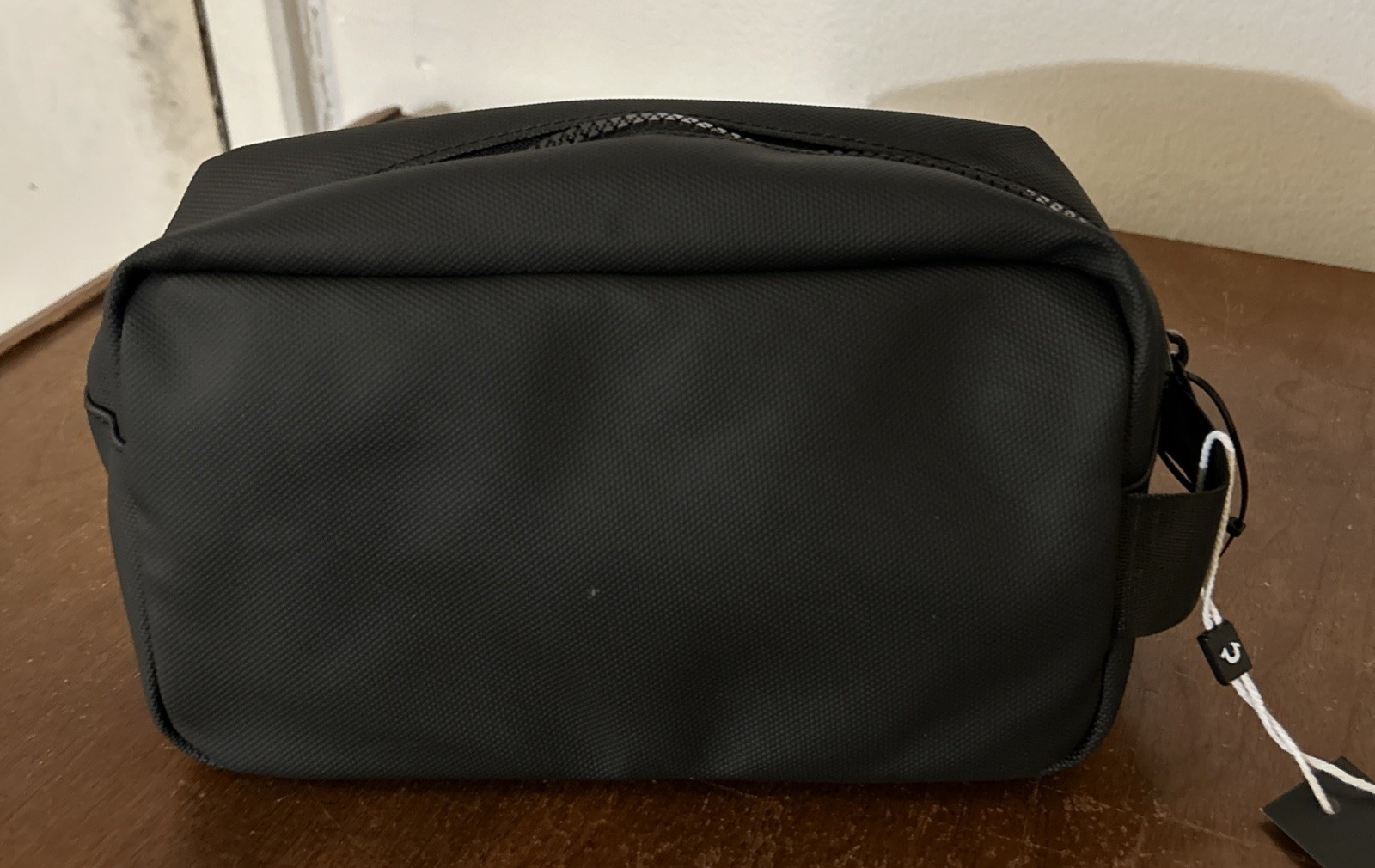 True Religion Men’s Toiletry Bag Black With Horseshoe Logo, 2 Travel Bottles NWT