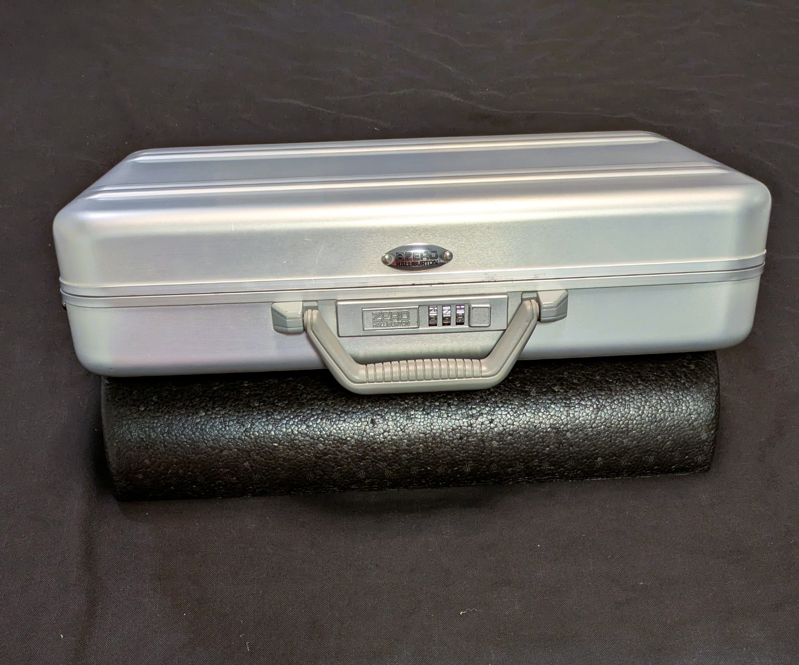Vintage Zero Halliburton Aluminum Attache Laptop Case – 18 x 13 x 4 Dial Lock