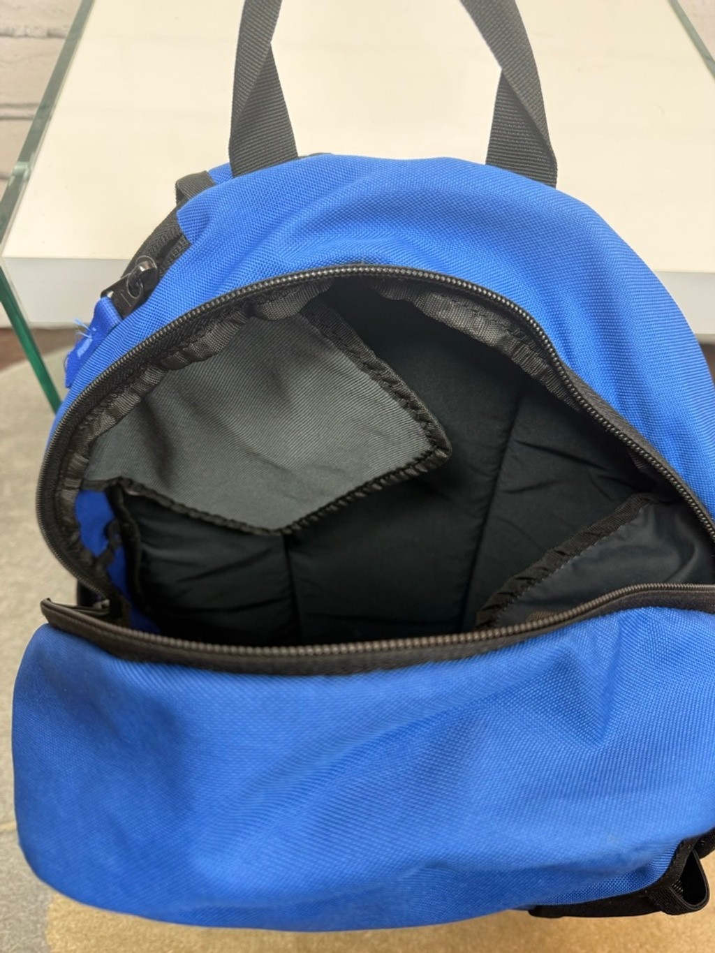Nike Backpack Academy Blue Black Backpack Gym Bag 19x13x4 in Book Bag