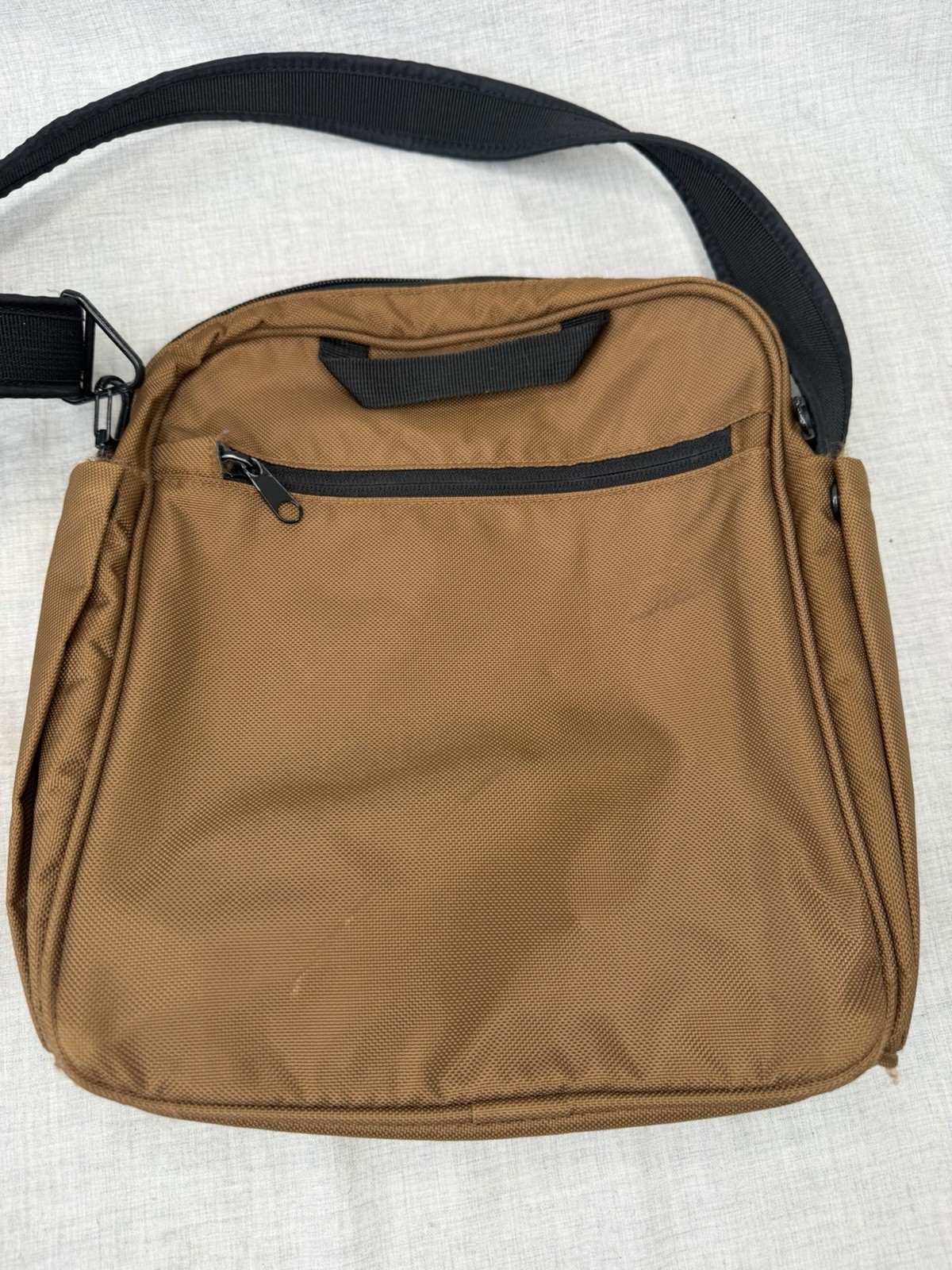 PacSafe Travel Security Metrosafe 200 Anti Theft Gear Crossbody Bag Brown PB008