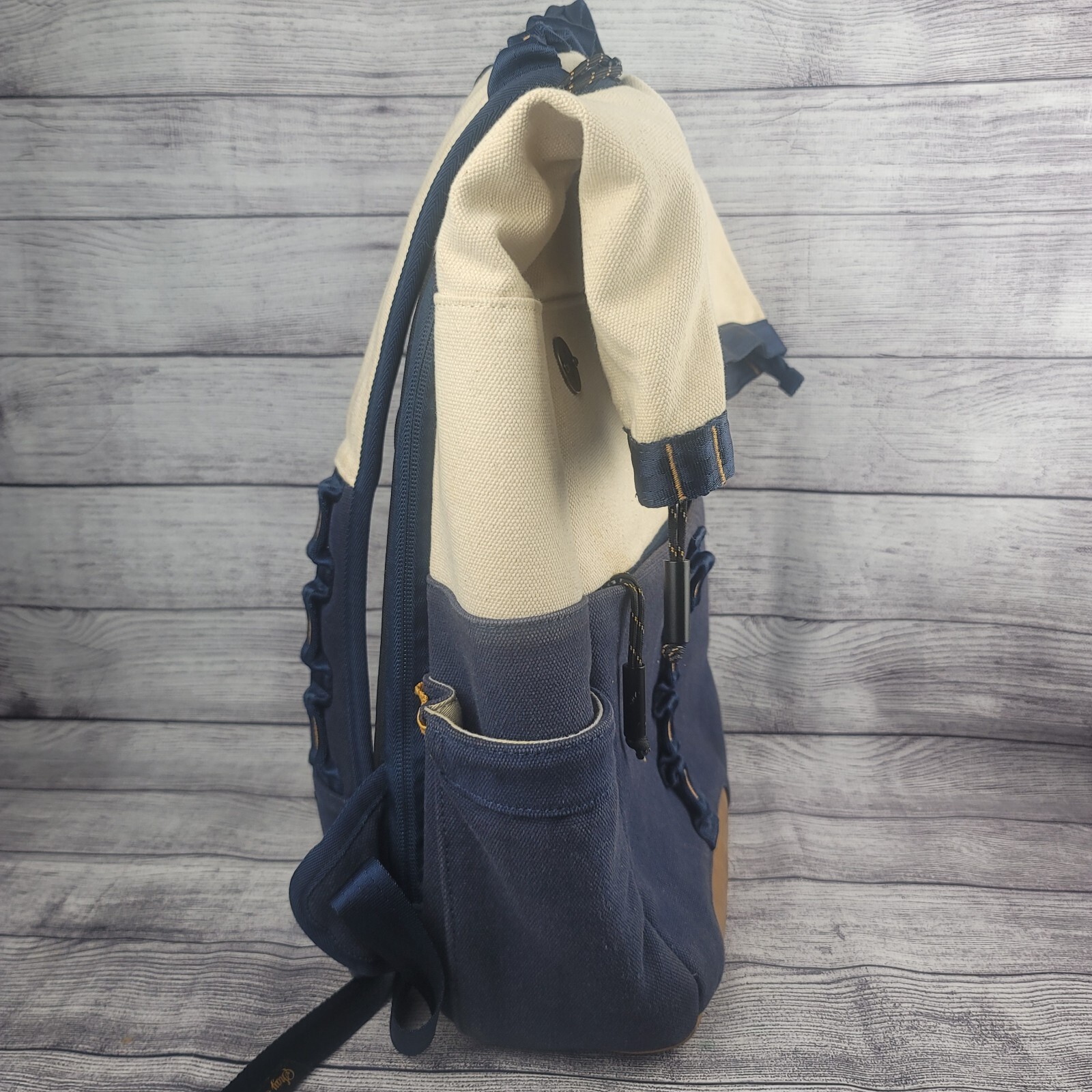 Focused Space Unisex The Supply Backpack Navy Blue, Cream