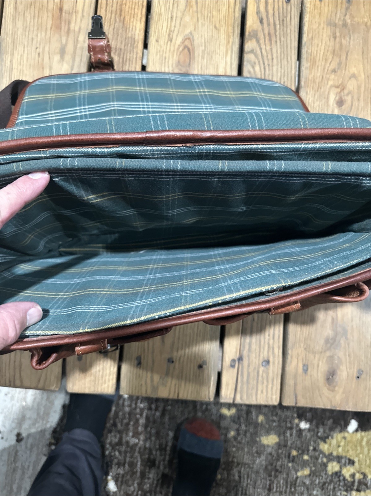 Duluth Trading Co. Heavy Leather Briefcase. Very Light Use.
