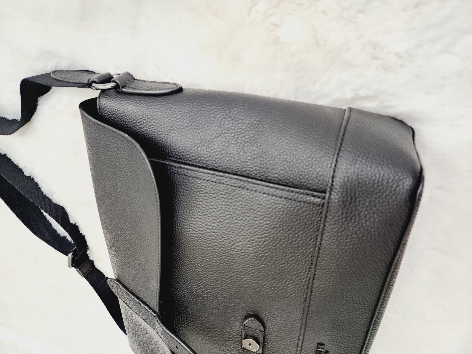 Coach Hudson Messenger Men’s Bag Pebble Leather Black 88892 Unisex Authentic