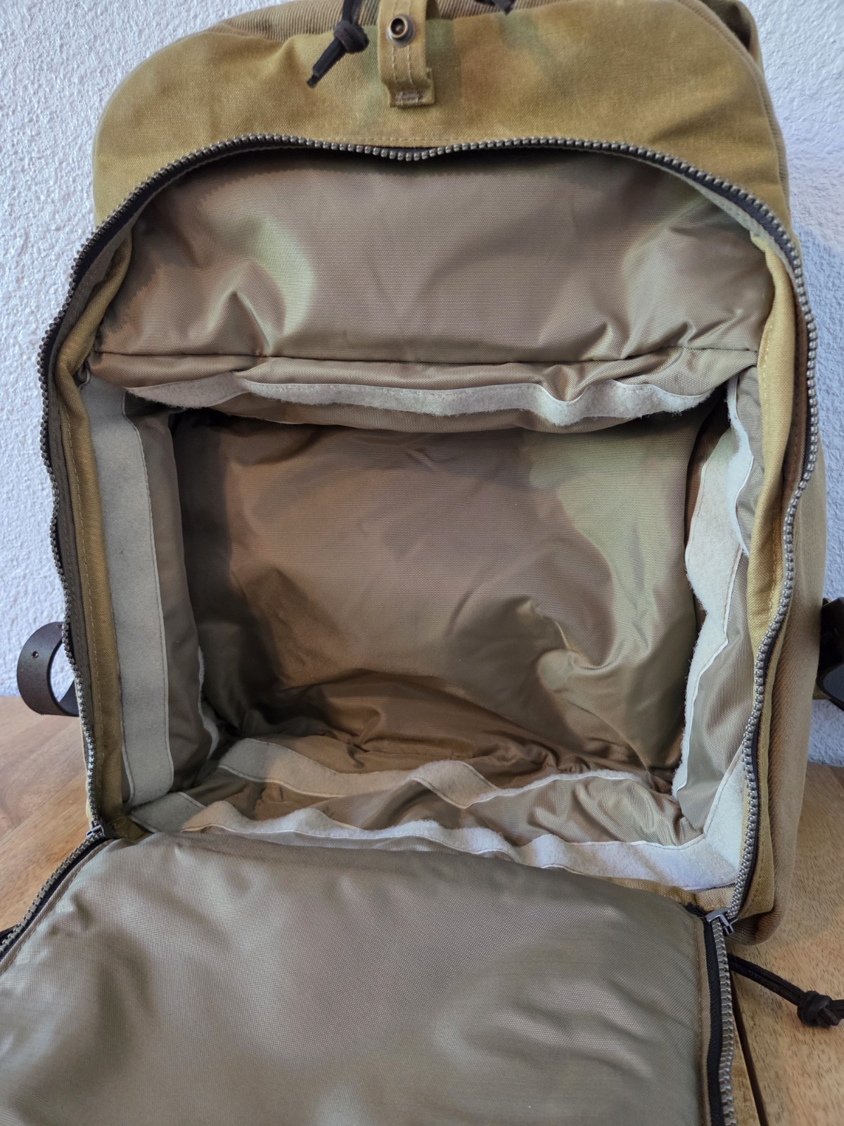 Filson Magnum Photographer’s Backpack | NWOT | Limited Edition | Tan | USA Made