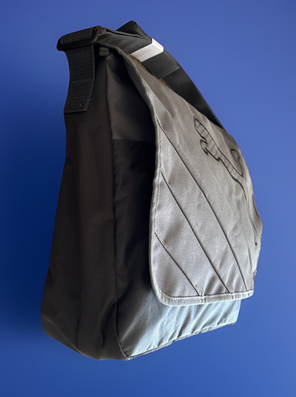 16″x12″x5″ PUMA Lightweight Messenger Shoulder Crossbody Bag 41cmx30cmx13cm