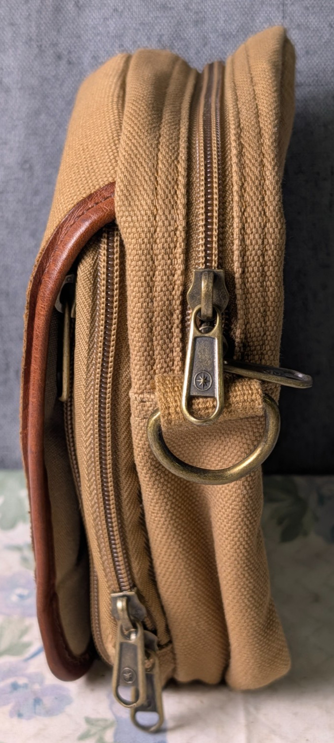 Duluth Trading Company Men’s 8″ Canvas Brown Travel Organizer Belt Pouch Bag