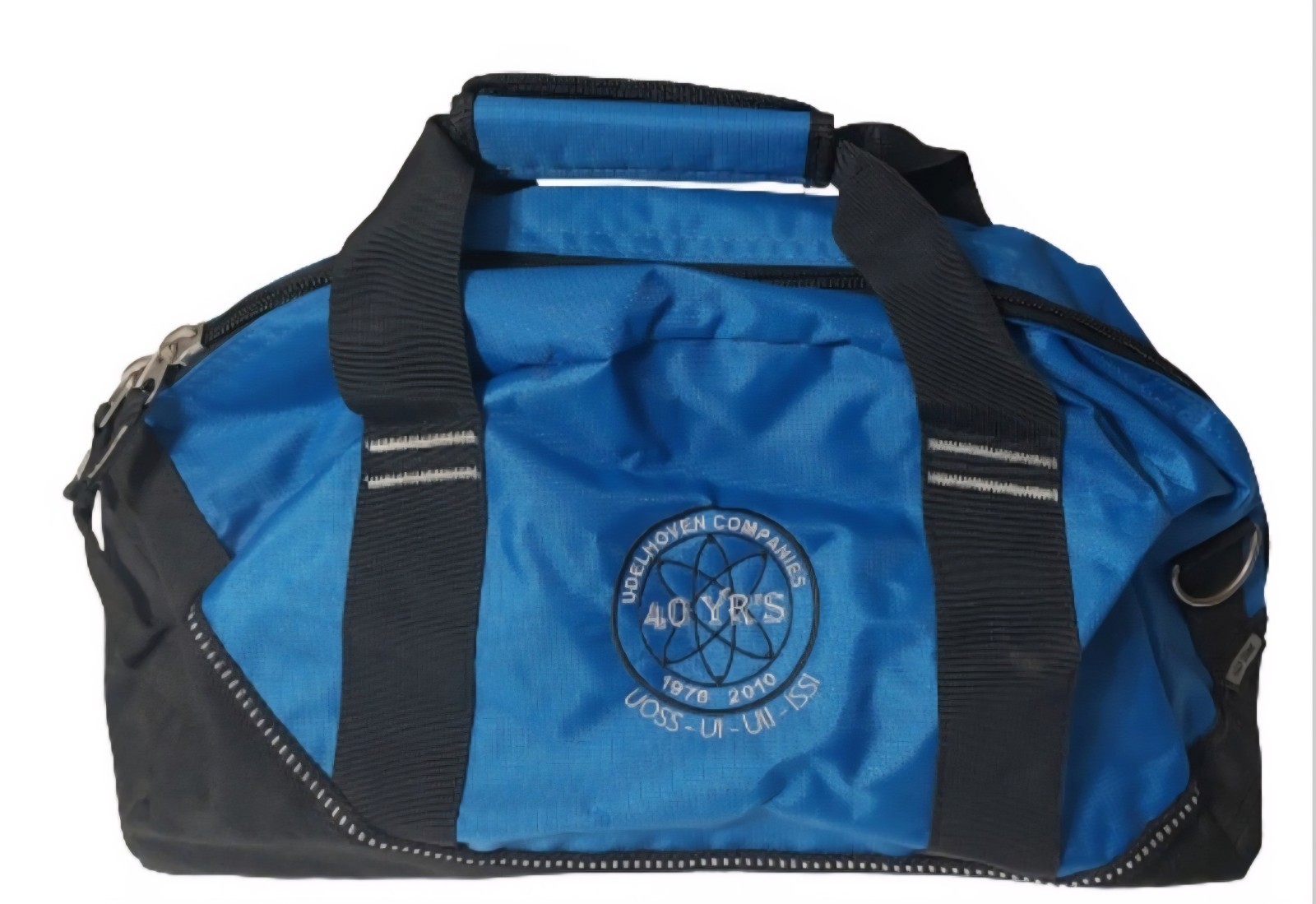OGIO Half Dome Duffel Bag Blue Black Gym Travel Bag Audio Pocket Udelhoven NWT
