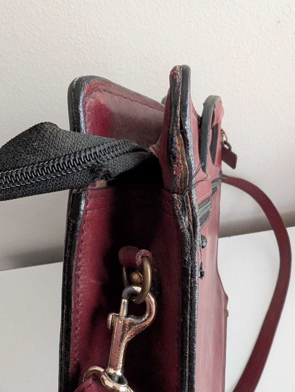 Vintage Schlesinger briefcase bag crossbody leather oxblood burgundy *READ*