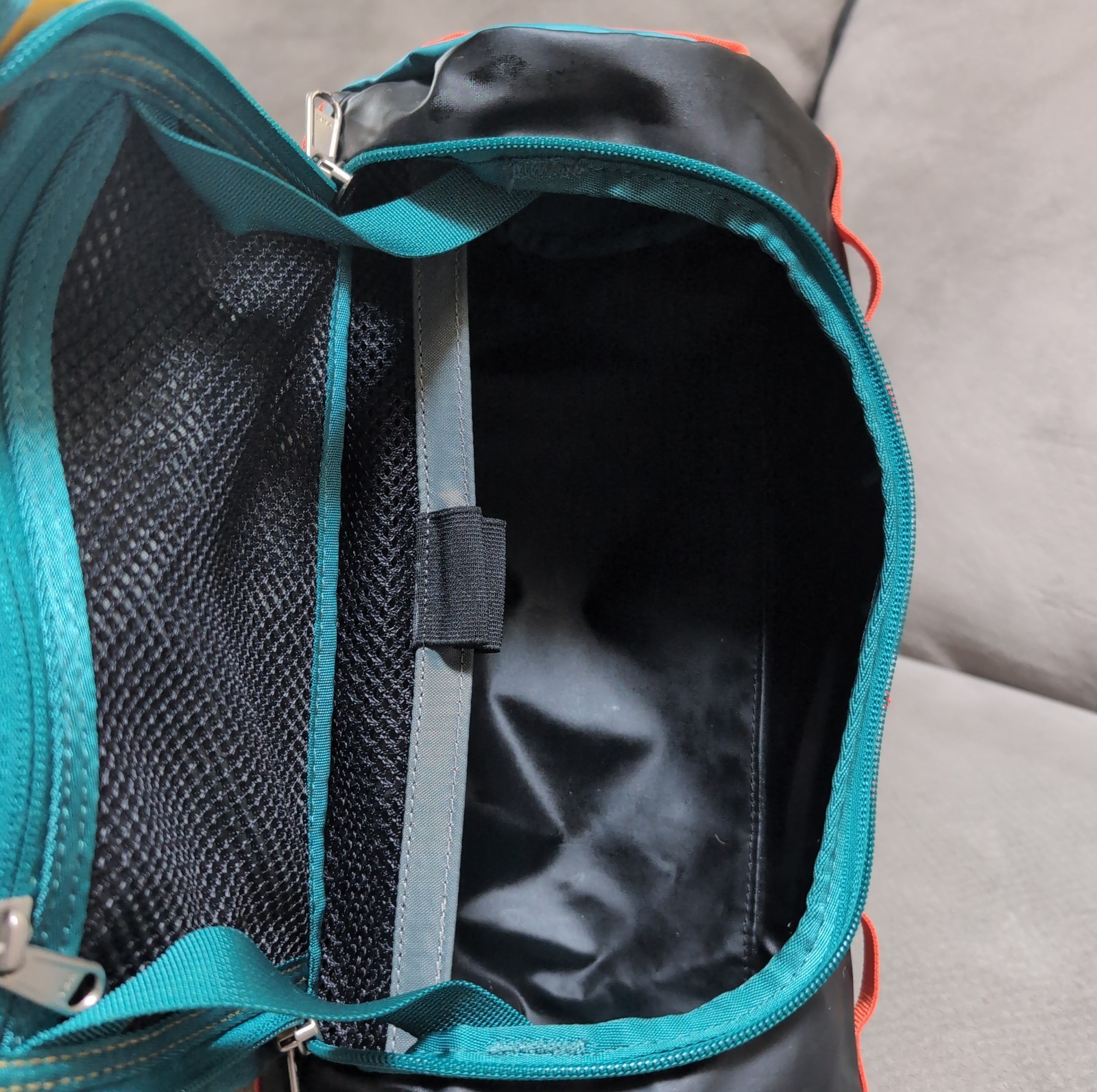 The North Face Base Camp Travel Canister L Black Orange Teal Yellow