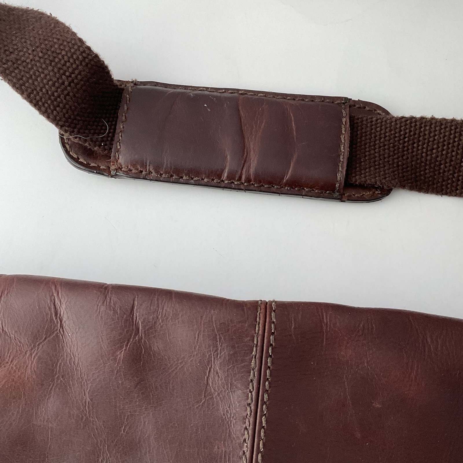 Vintage Distressed Wilsons Leather Brown Single Flap Messenger Bag Commuter Tote