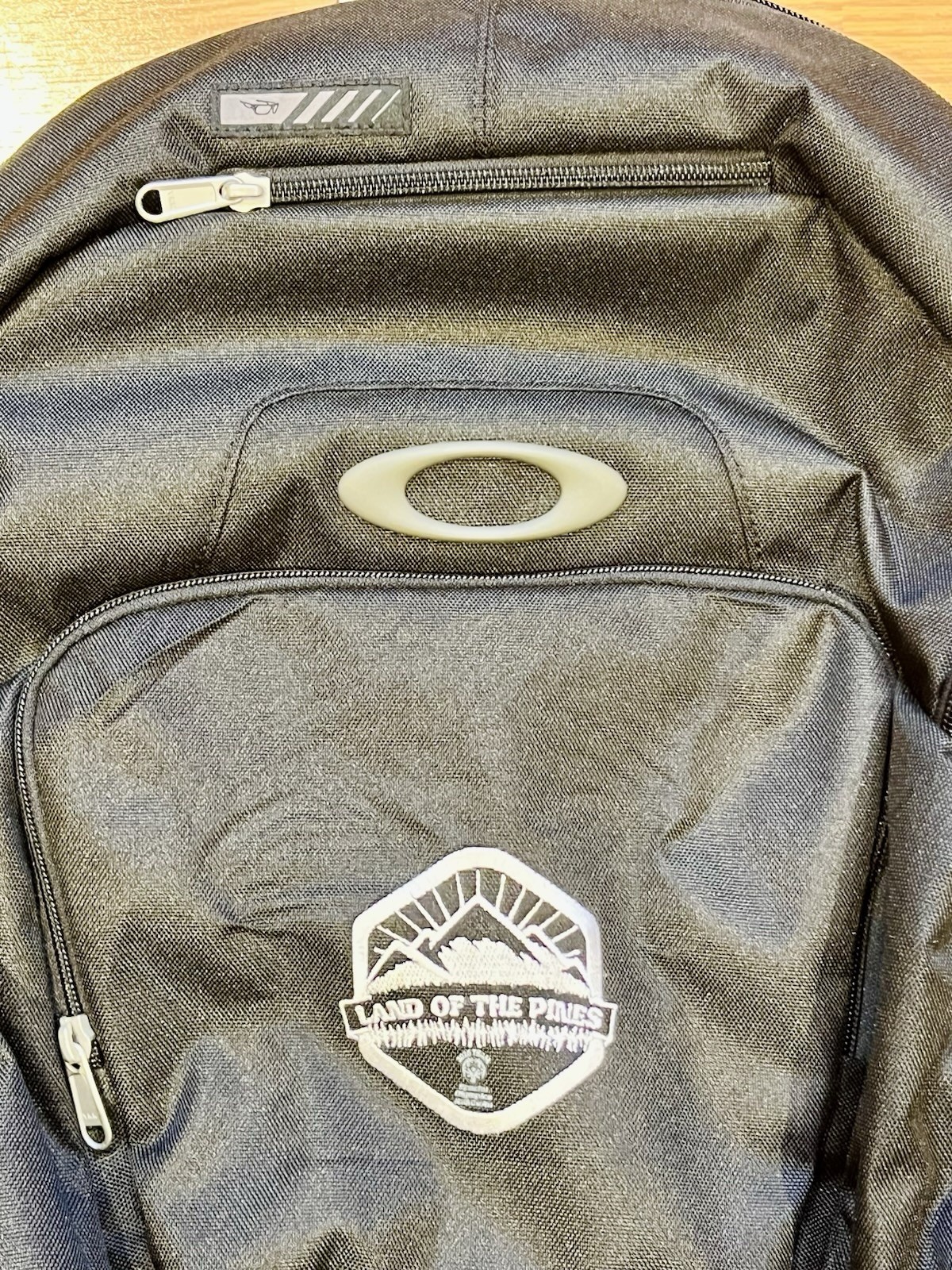 Oakley Crestible Blade 30L Backpack – Black New With Tags