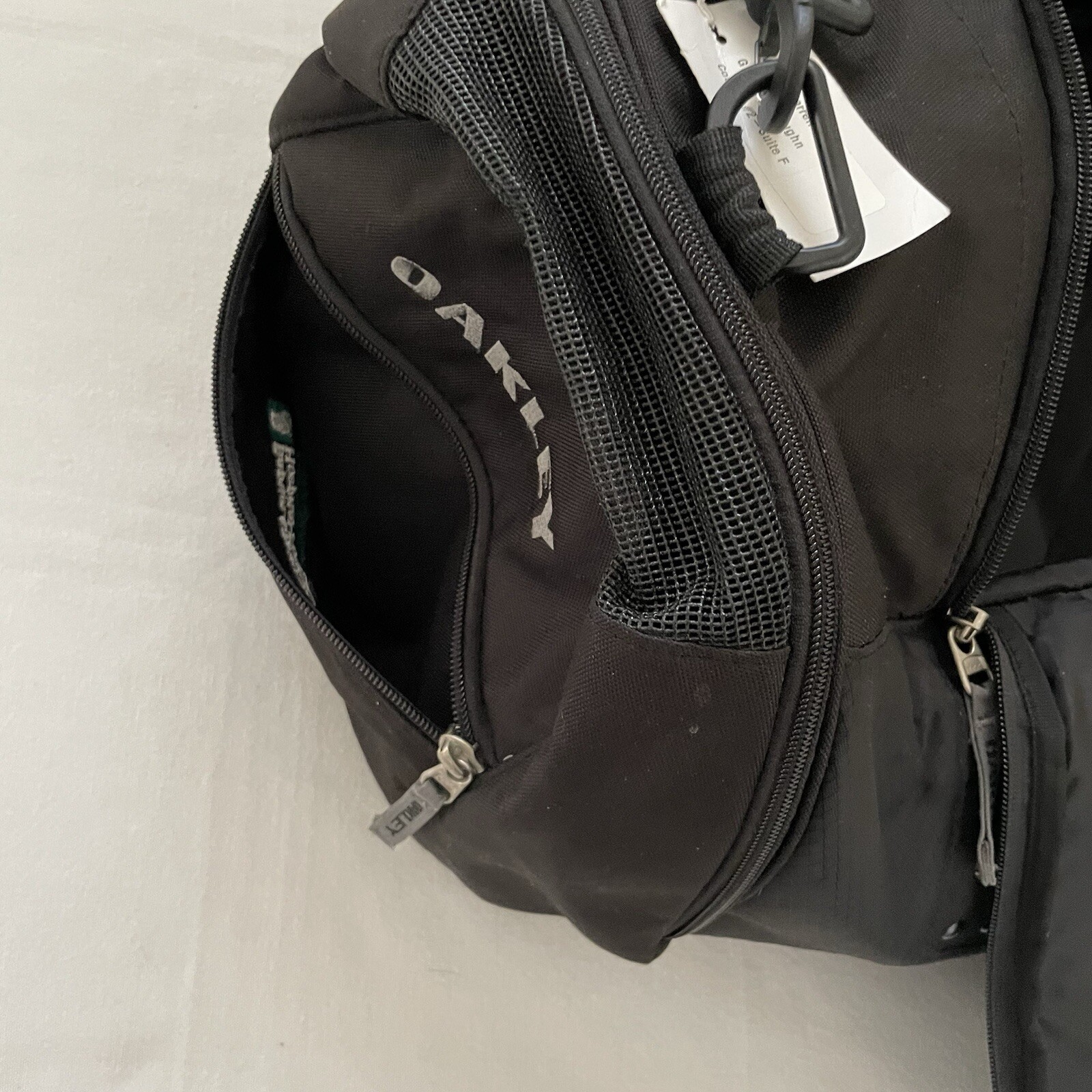 Oakley Duffle Bag Black MEDIUM Size Ad Logo Gym Light Travel Durable Material
