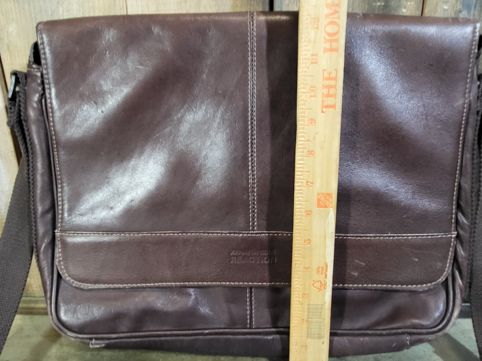 Kenneth Cole Dark Brown Leather Laptop Messenger Bag Briefcase with strap w Tag