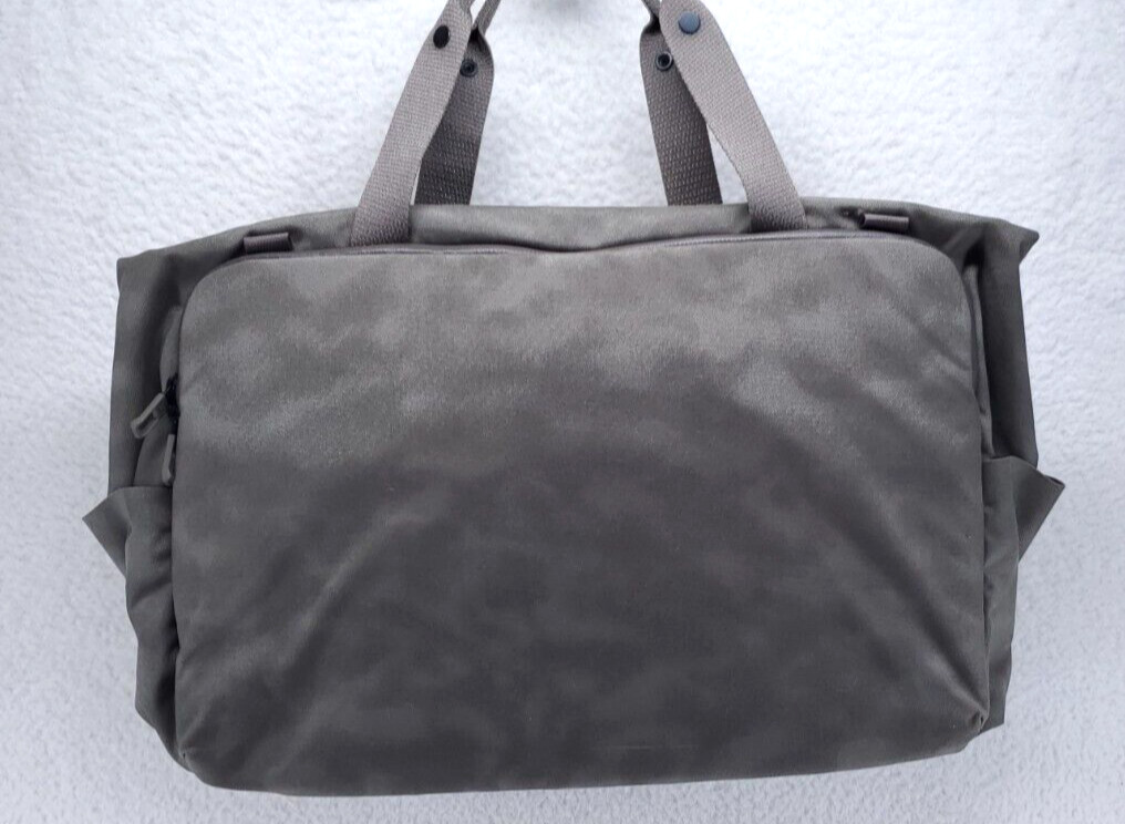 Lululemon Early Embark Large Duffel Messenger Laptop Computer Bag Nylon