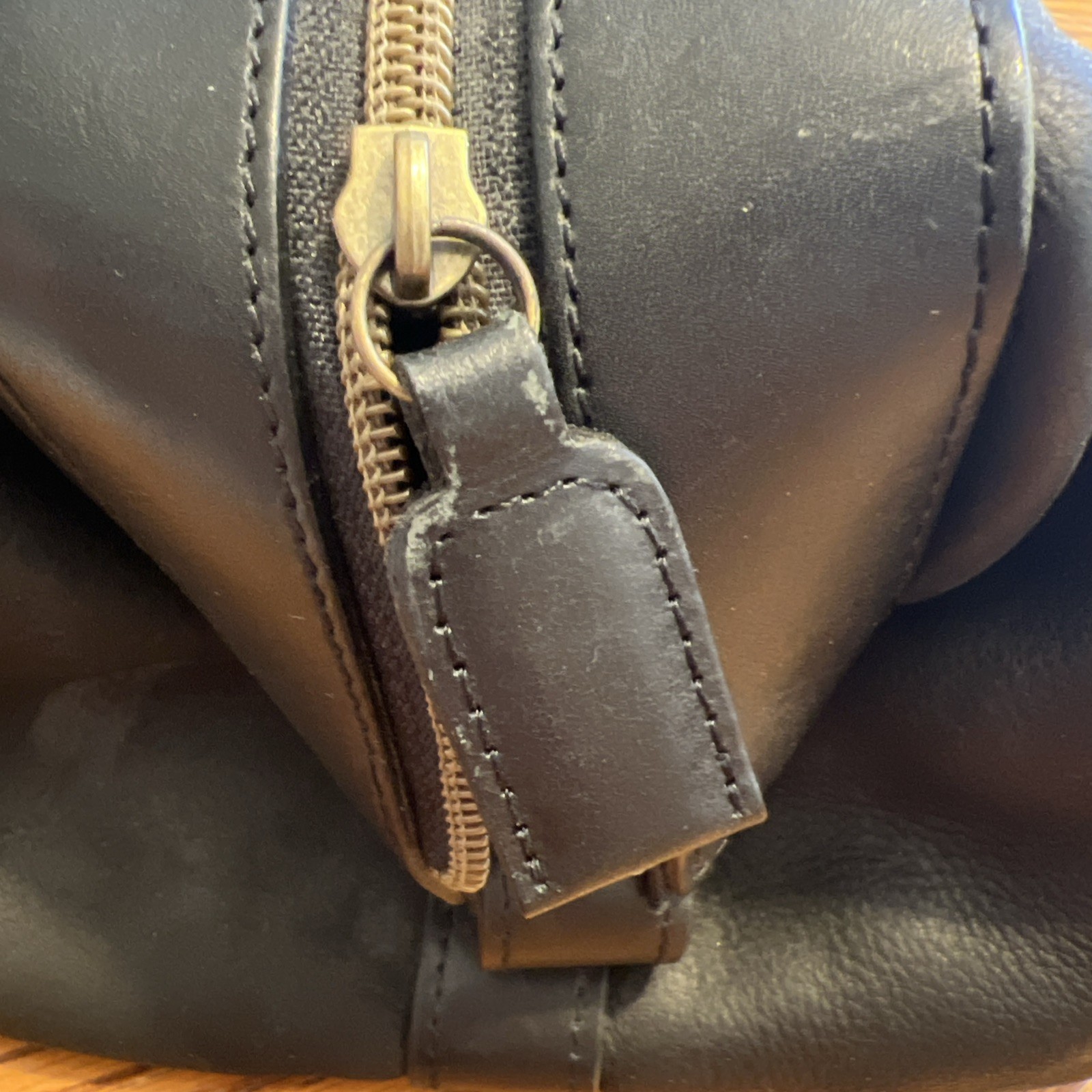 Fossil Black Leather Toiletry Shave Kit Bag Men’s
