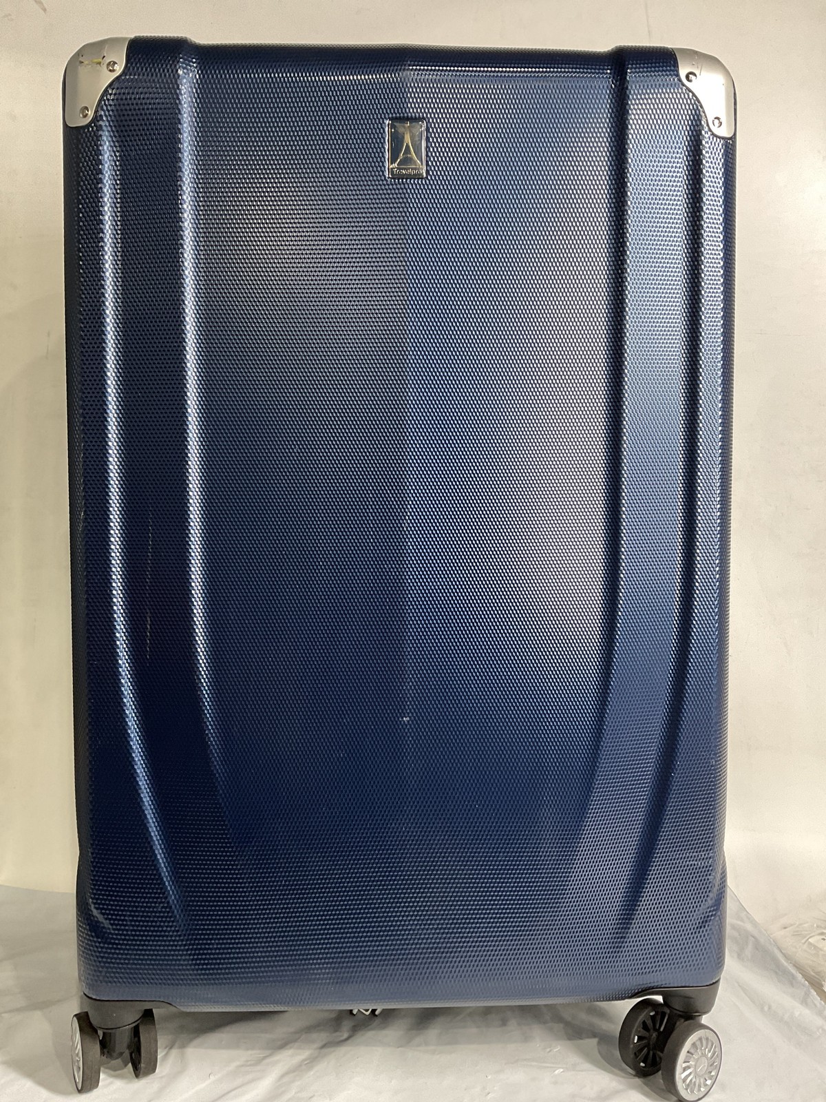 Travelpro Pathways 3 Hardside Expandable Luggage, 8 Spinner Wheels, 28 Inch U12