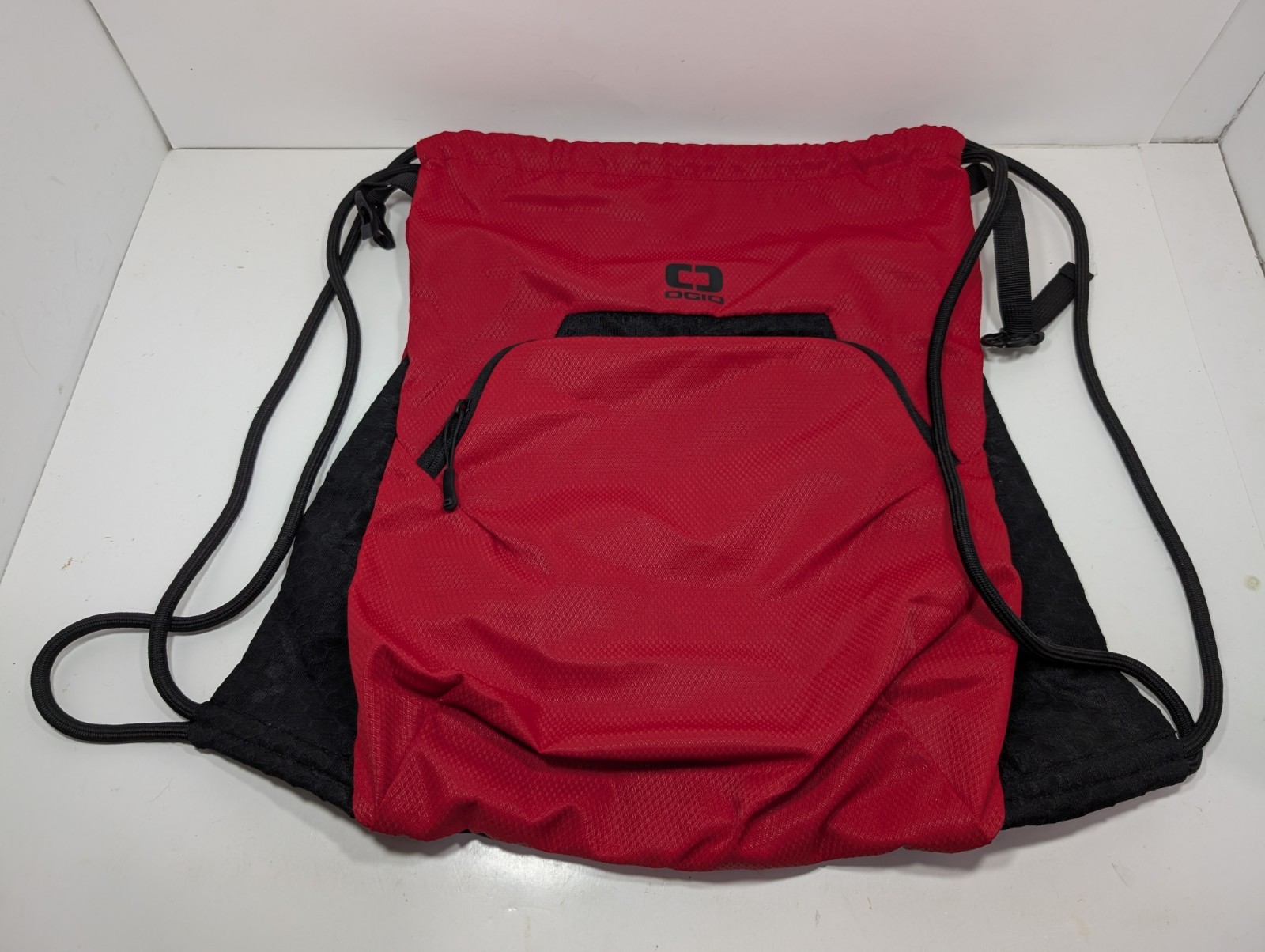 OGIO Boundary Cinch Pack Commuter Day Pack Laptop Travel Bag Red 18×14 Inches