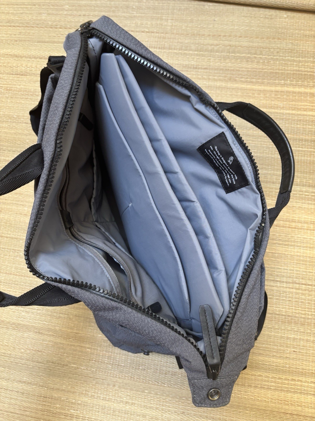 Bellroy Work Messenger Bag Gray Expandable 14L