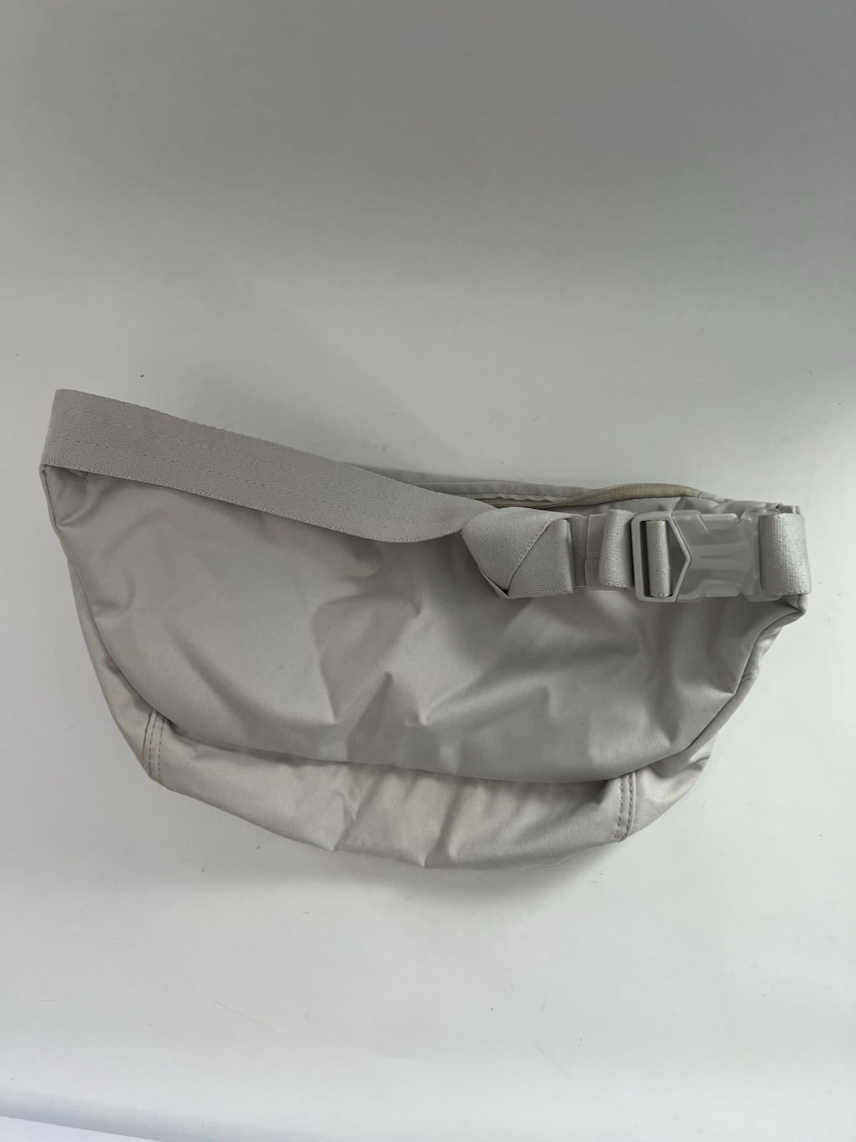 Nike Heritage Hip Pack Fanny Pack Crossbody Bag Ivory Beige BA5750-104