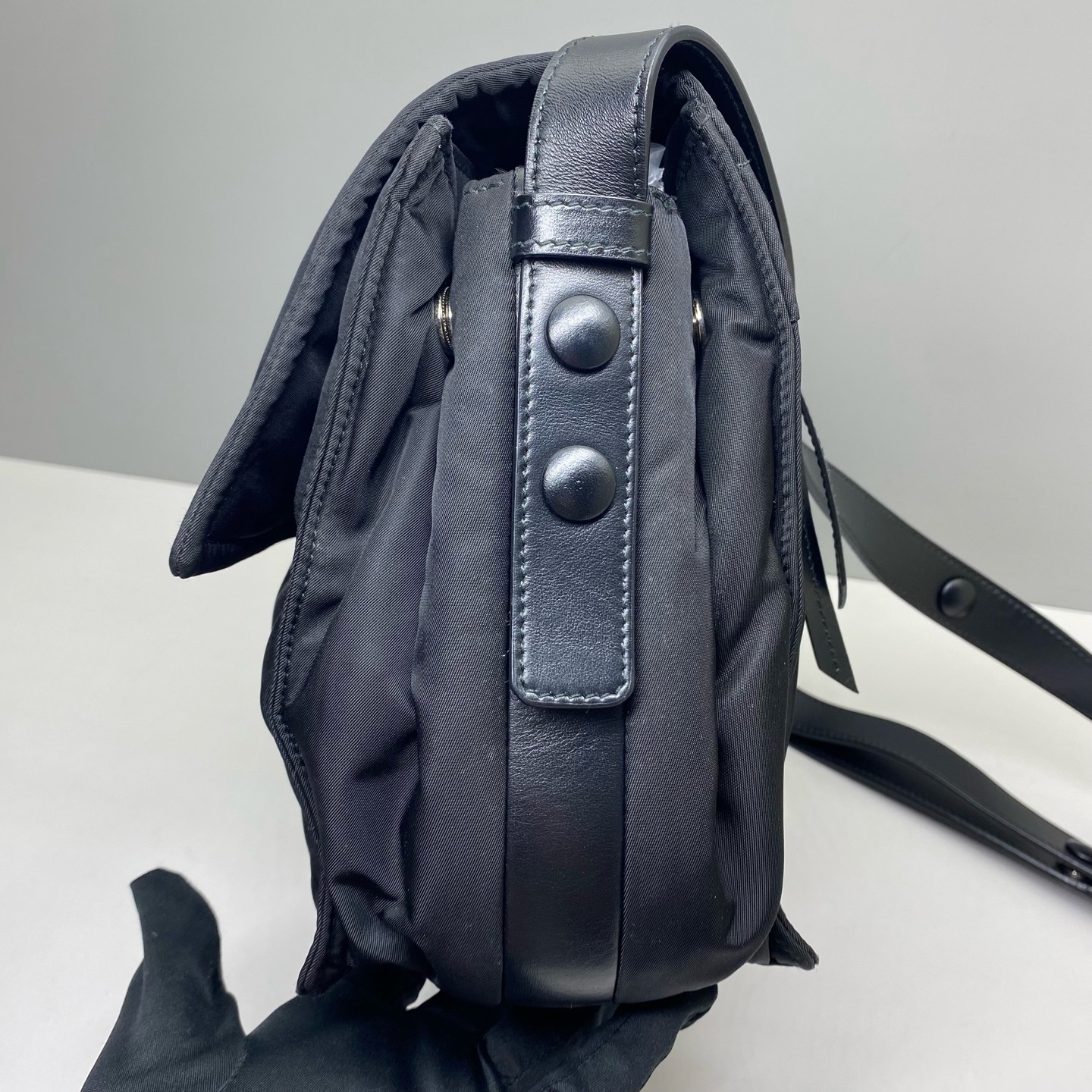 Prada Pre-Owned Cini Nylon Crossbody Messenger Bag Black 30X20X13cm