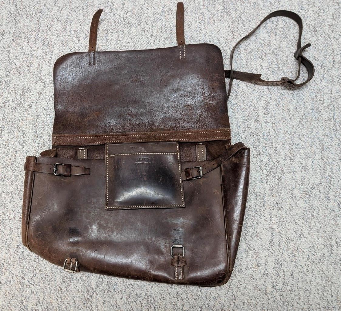 vintage J CREW messenger bag COWHIDE brown leather LAPTOP crossbody 16″ patina