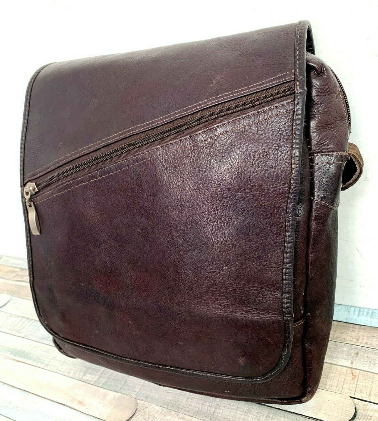 Colombia BROWN GENUINE LEATHER FLAP ZIP TOP MESSENGER SHOULDER BAG
