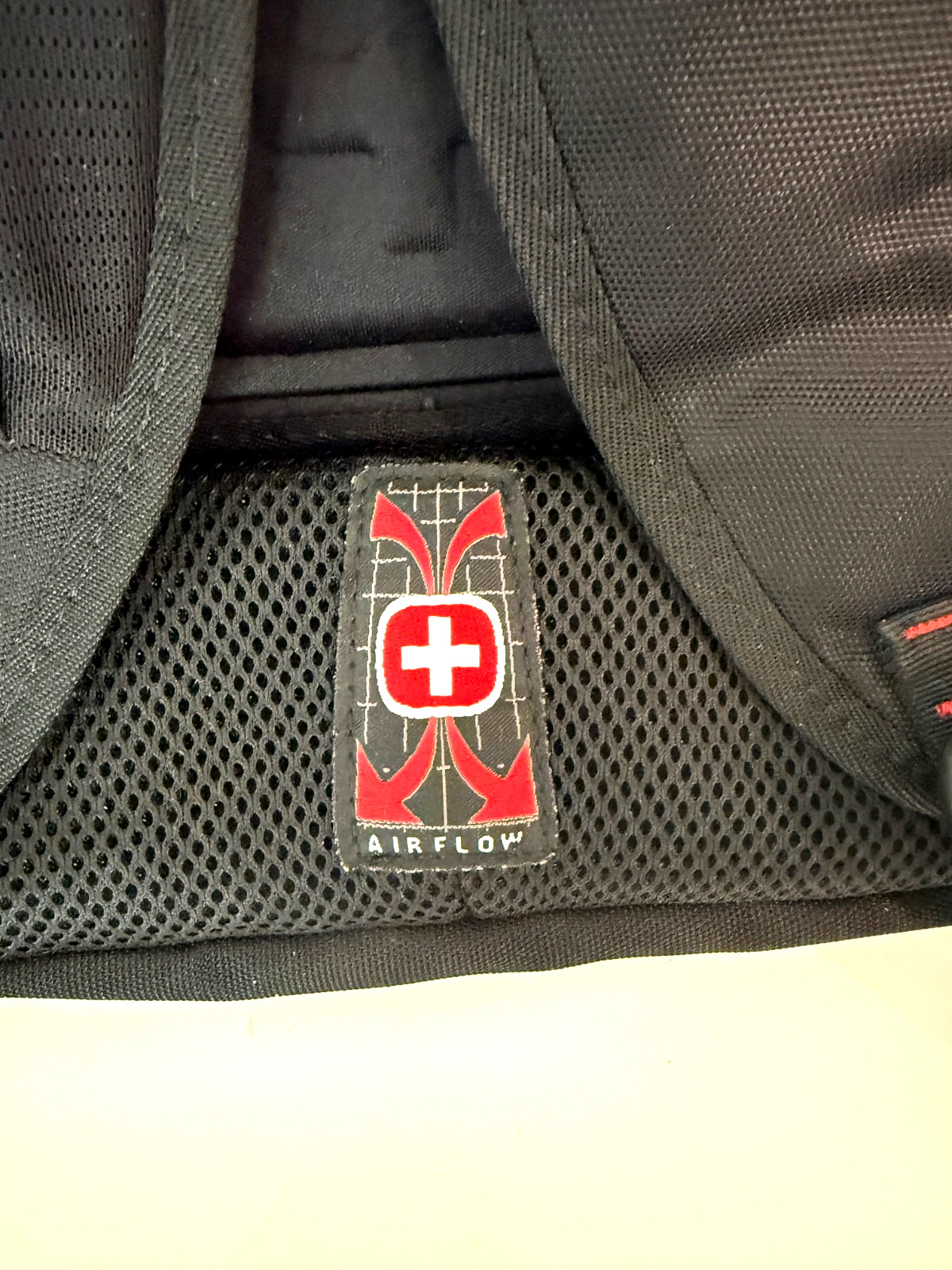 Swissgear Multifunction 17″ Laptop Bag Waterproof & Airflow Design – New w/ Tags
