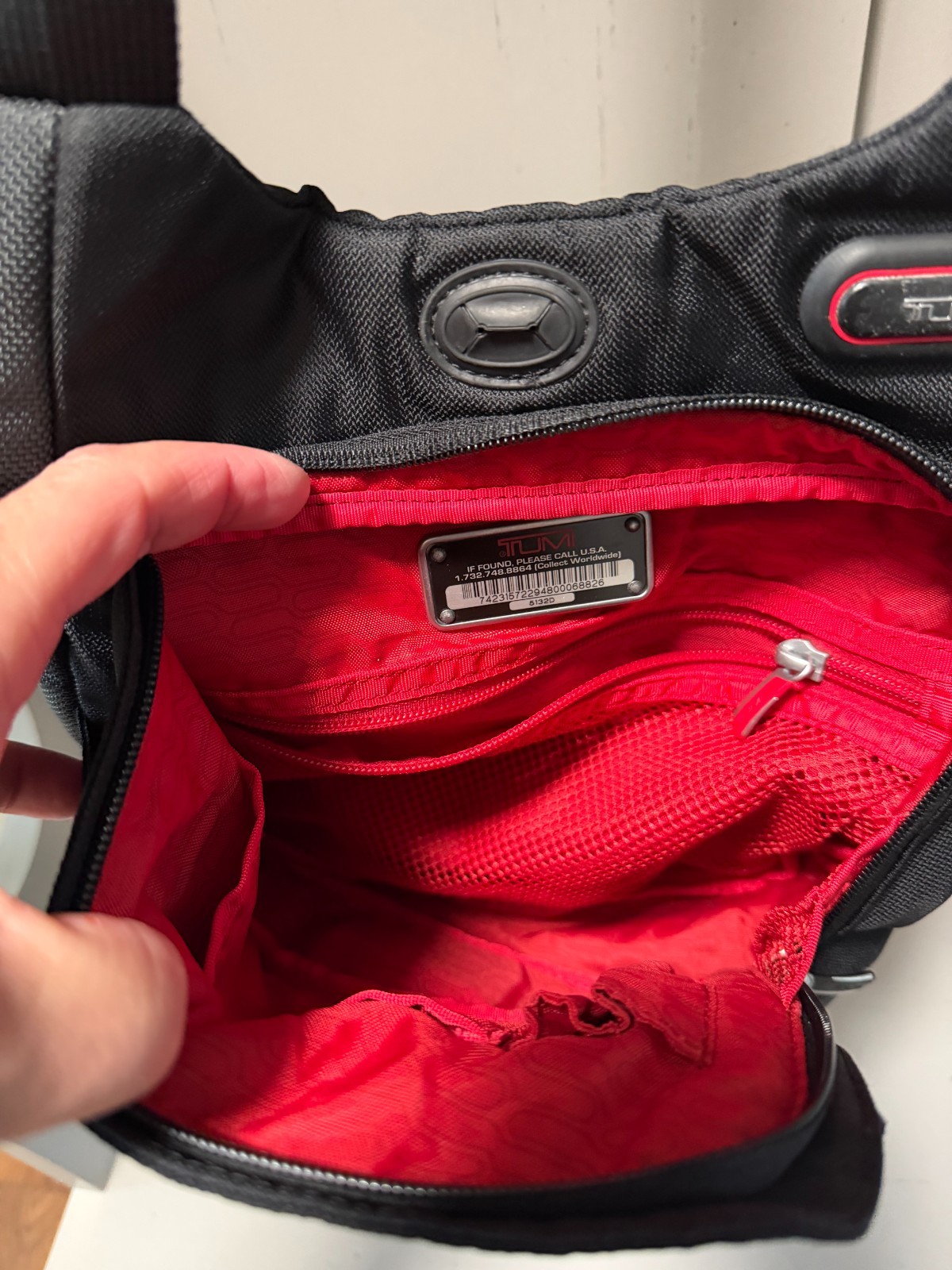 TUMI T-Tech Lightweight Nylon Flap Magnetic Closure Crossbody Shoulder Black Bag