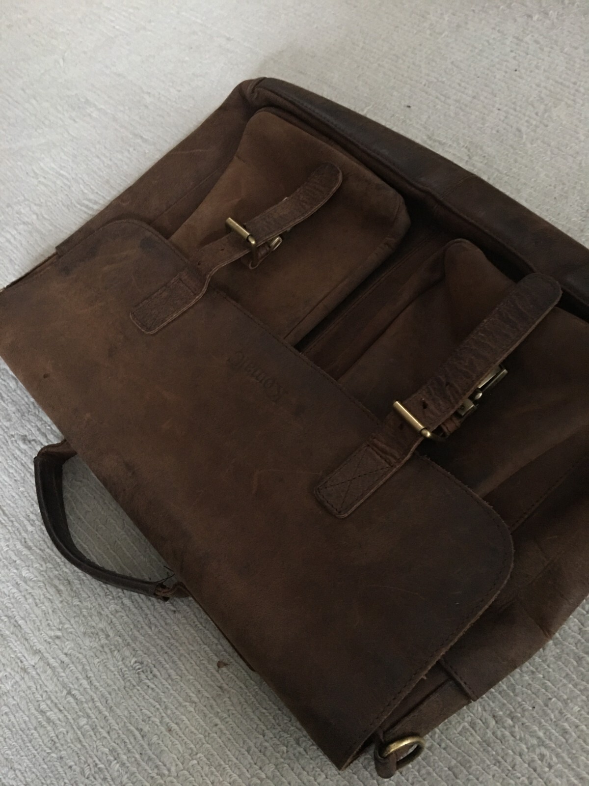 KomalC Unisex 16″ Brown Genuine Leather Briefcases Laptop Messenger Bags ***Read