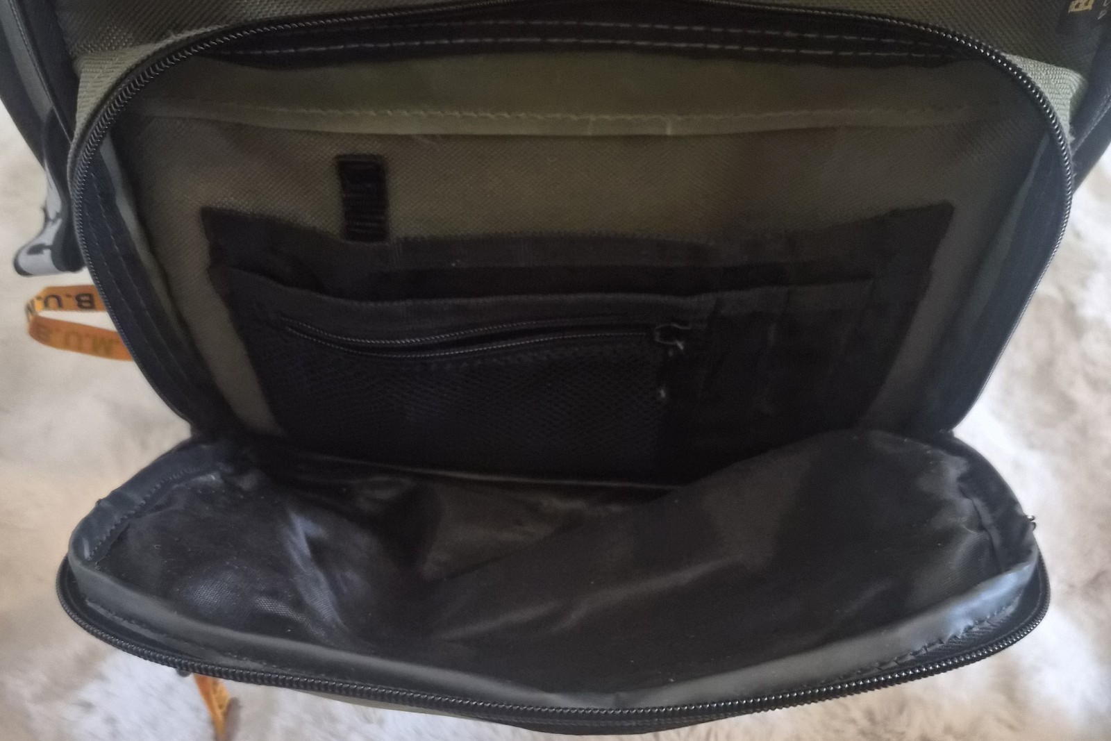 Rare Vintage B.U.M. Equipment Backpack Olive Green School Laptop Travel Bag Y2K