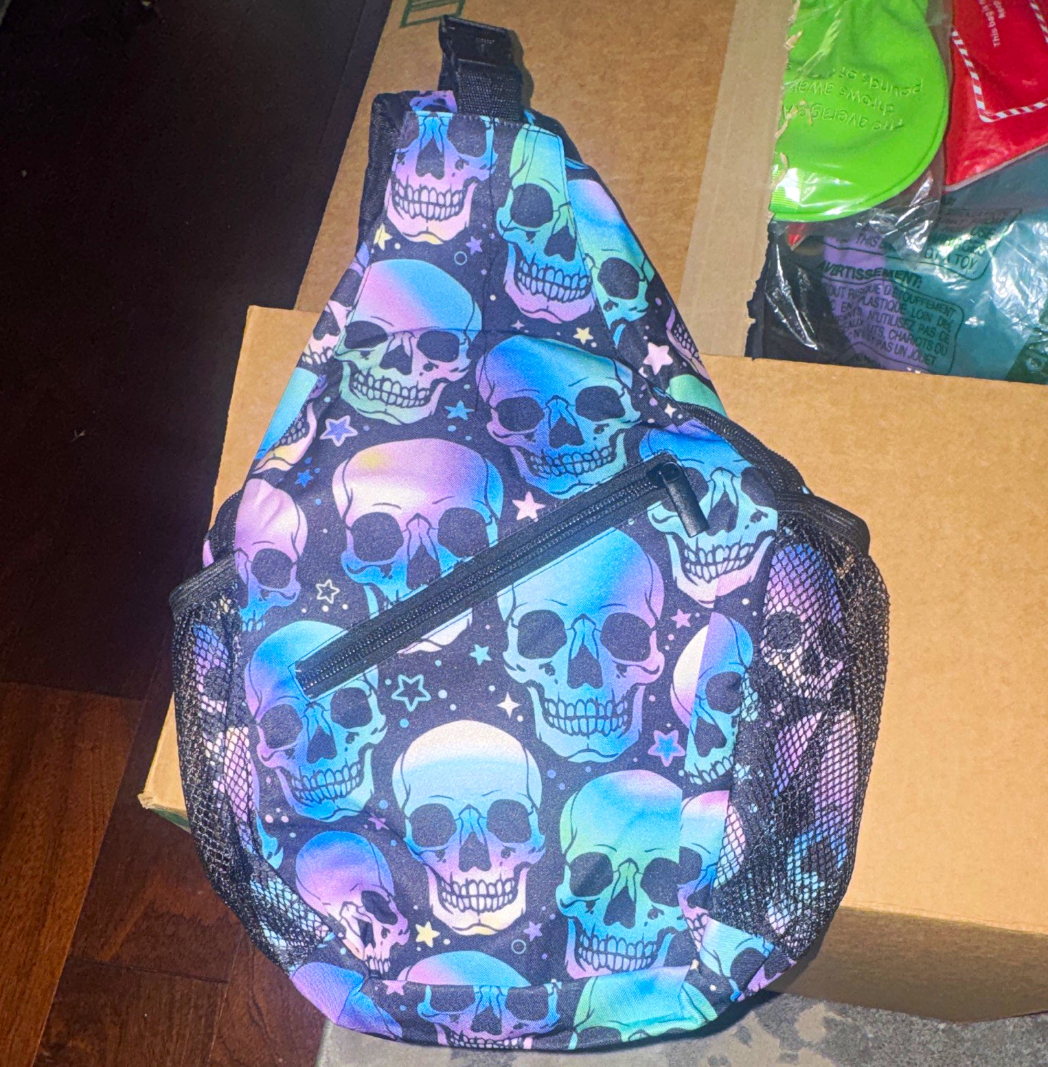 Skull Print Multicolor/Black Sling Crossbody Bag Zip Buckle Adjustable Strap