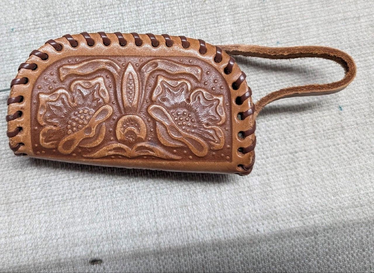 vintage TOOLED coin pouch WESTERN handcrafted leather 4″ floral COWBOY saddlebag
