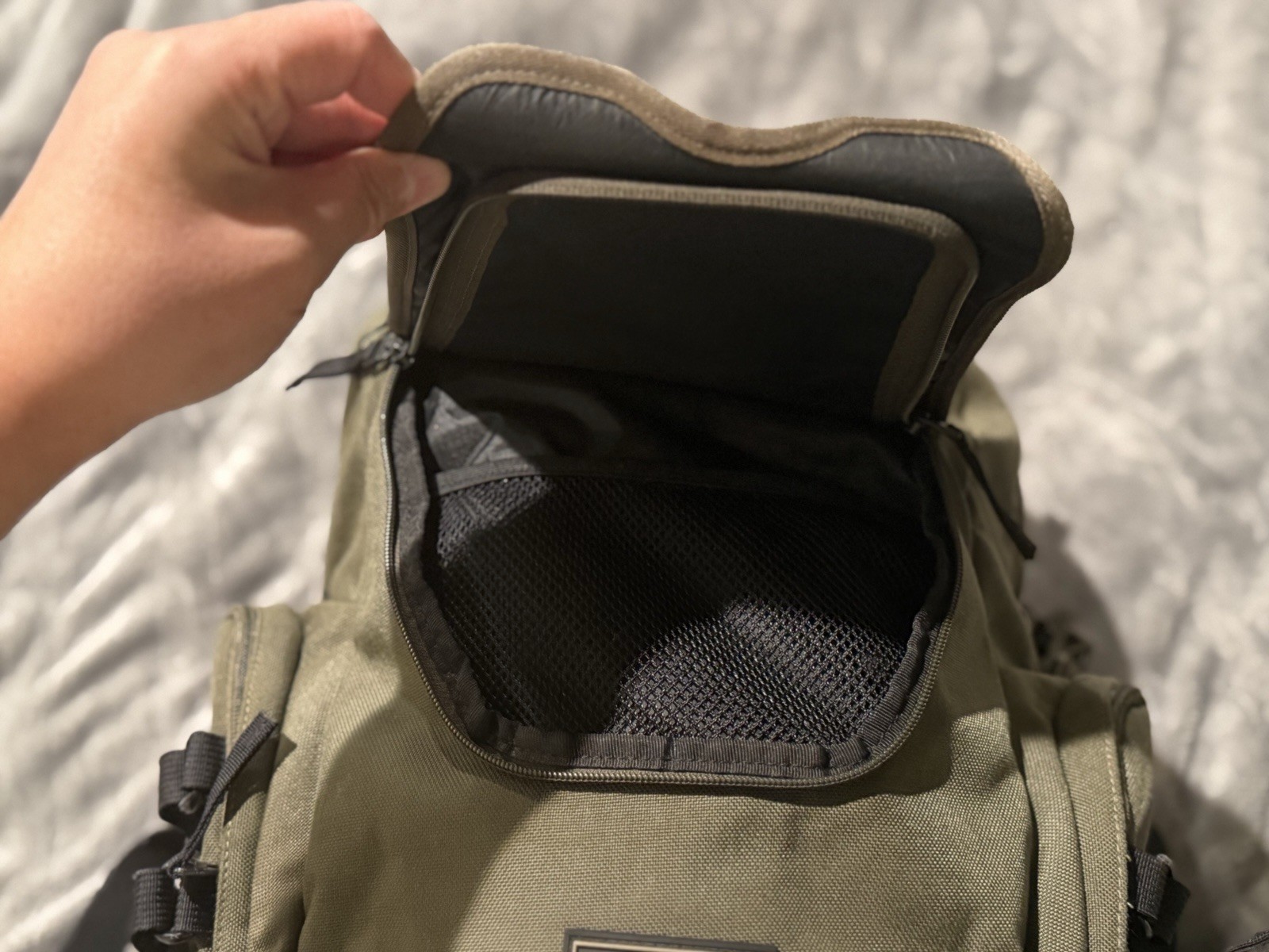 OAKLEY ICON 2.0 Backpack Large Army Camo Green Dark Brush Great Condition