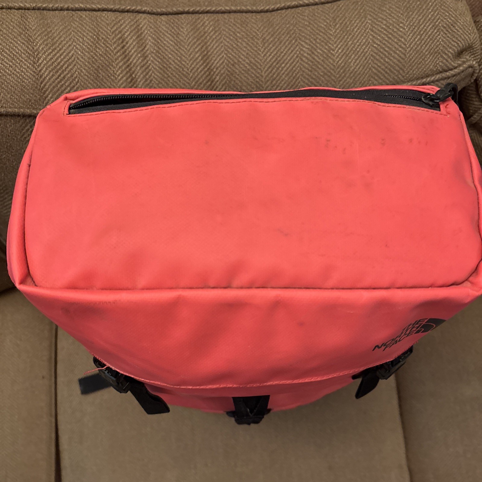 THE NORTH FACE CITER 40L Red Climbing Waterproof Backpack Commuter Laptop Base