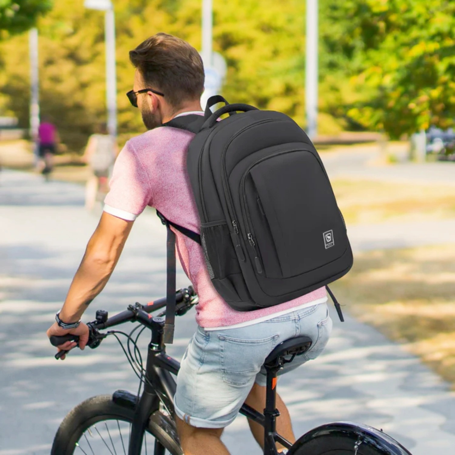 OIWAS 17.3″ Laptop Backpack Men Business Travel Backpack Daily Leisure Bag Black