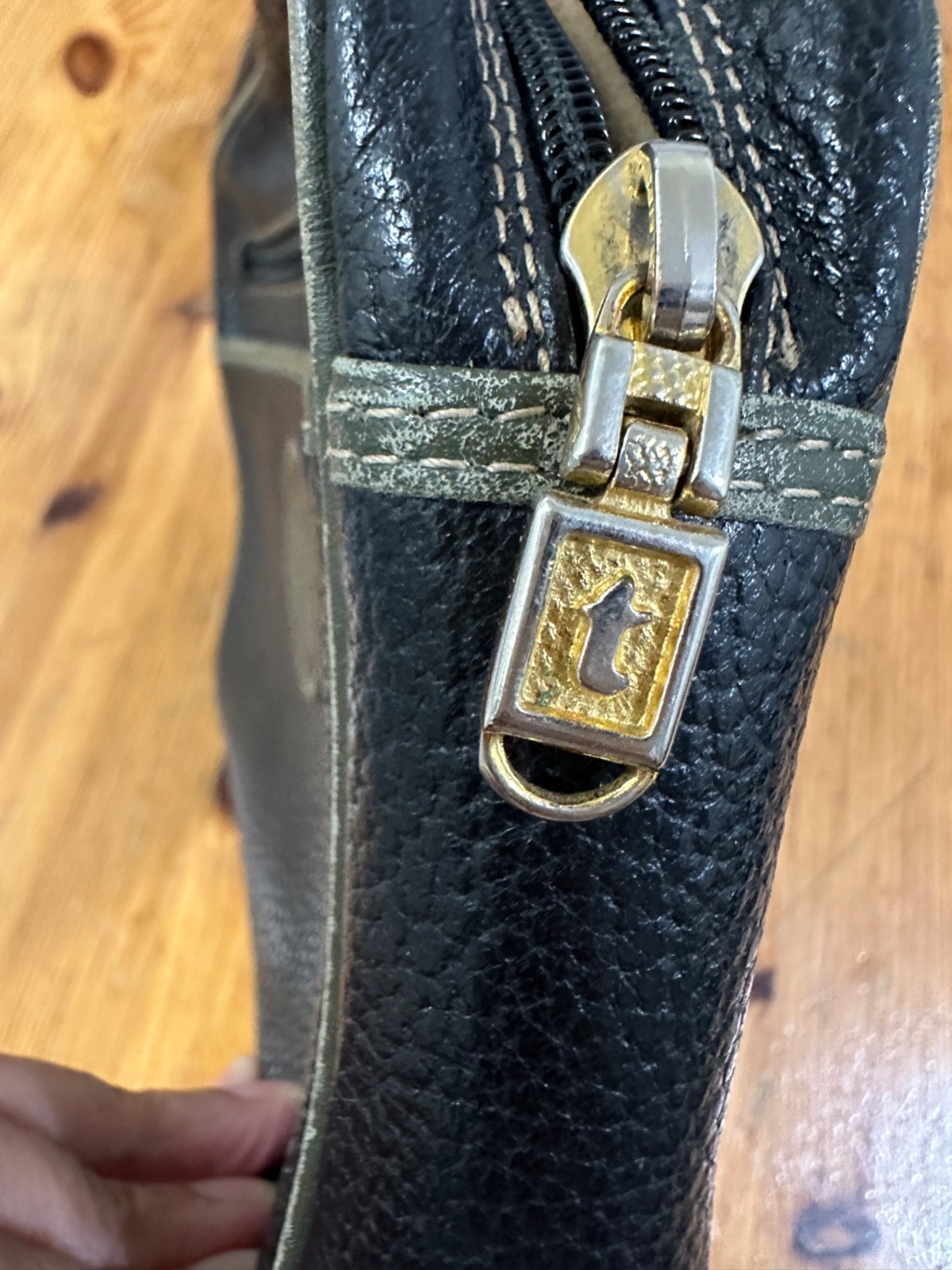 A.Testoni Dinamico Black Clutch Bag Leather Bag Travel Made Italy
