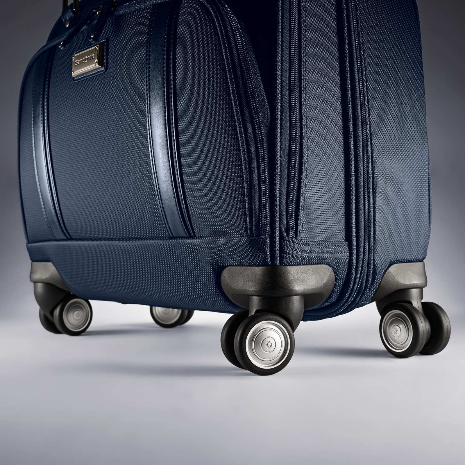 Samsonite Luggage Women’s Spinner Mobile Office Midnight Blue One Size U31