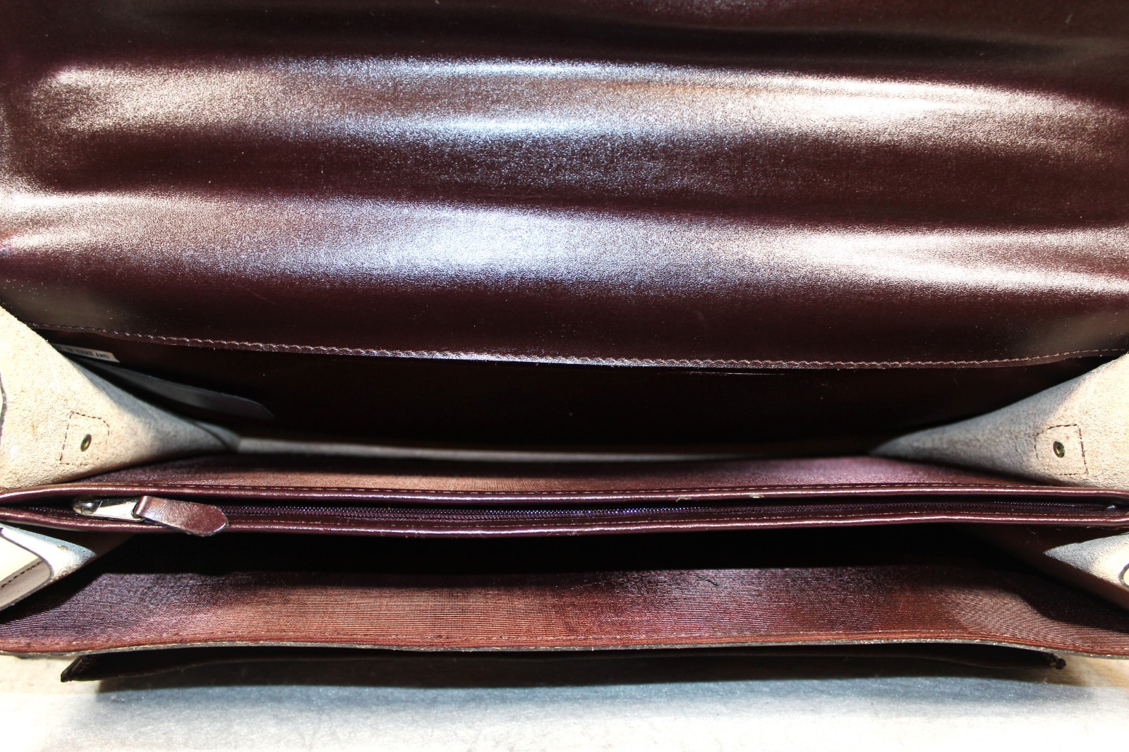 Vintage Leather Attache Briefcase Burgundy Folio Laptop Locking Bag 90s