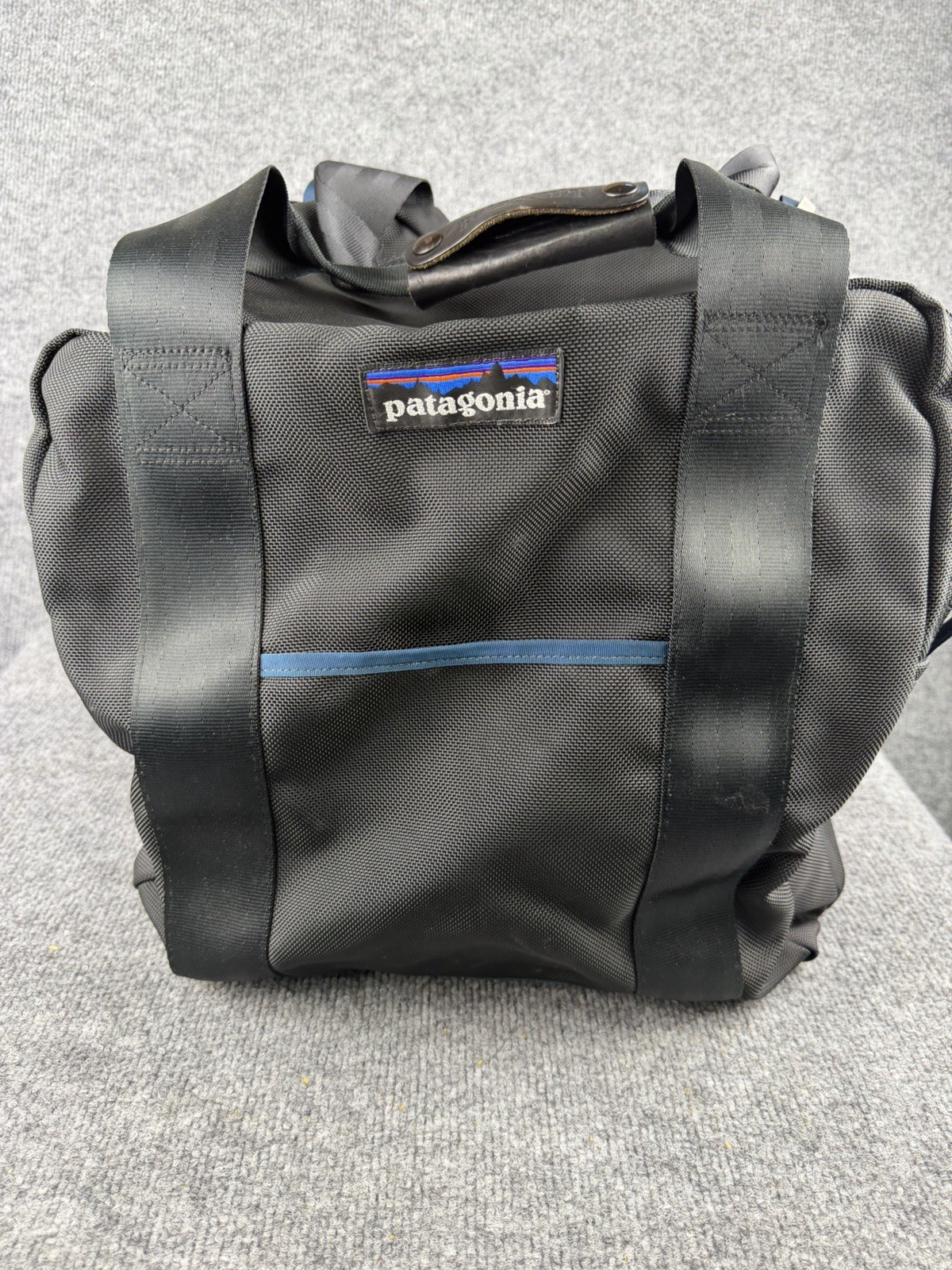Patagonia Under Seat Gear Bag Black Adjustable Pockets Travel Vintage USA Made