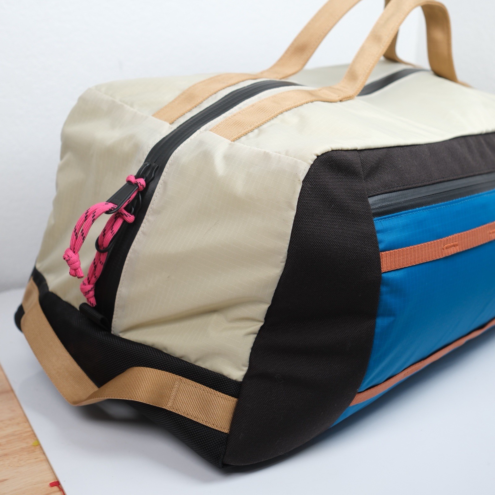 Topo Designs Mountain Duffel 40L Backpack Bag Blue Cream Black 3-Way Travel