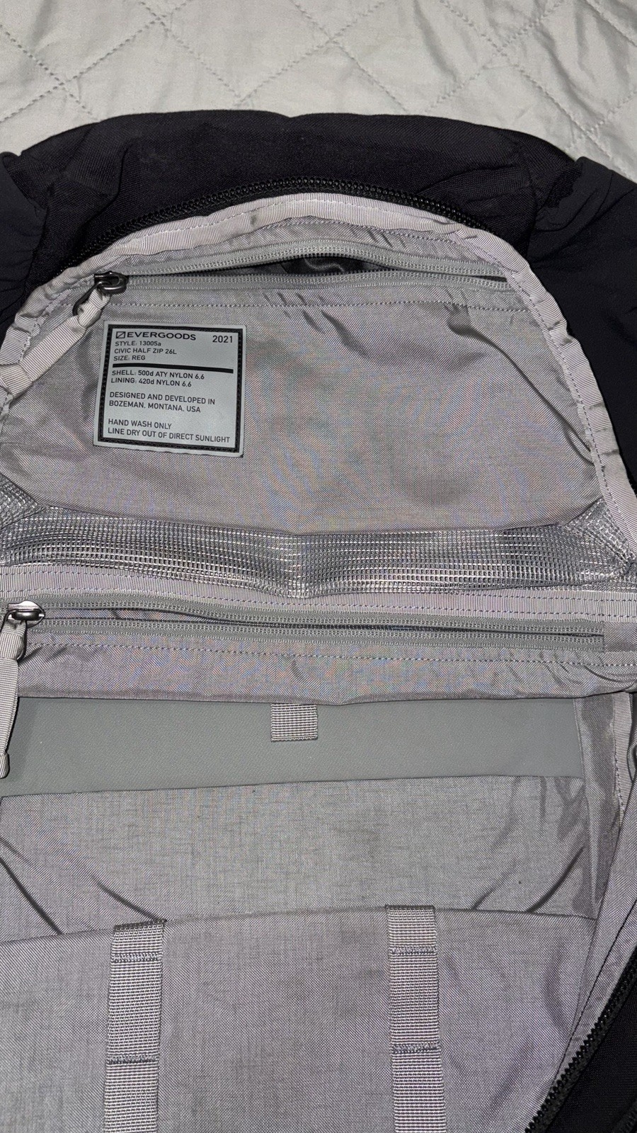 Evergoods CHZ26 Civic Half Zip 26L Black