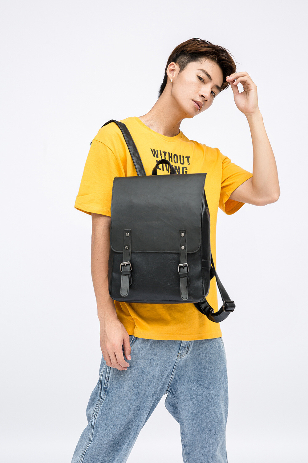 Men Large Capacity Leisure Travel Backpack Student Backpack Leather Backpack