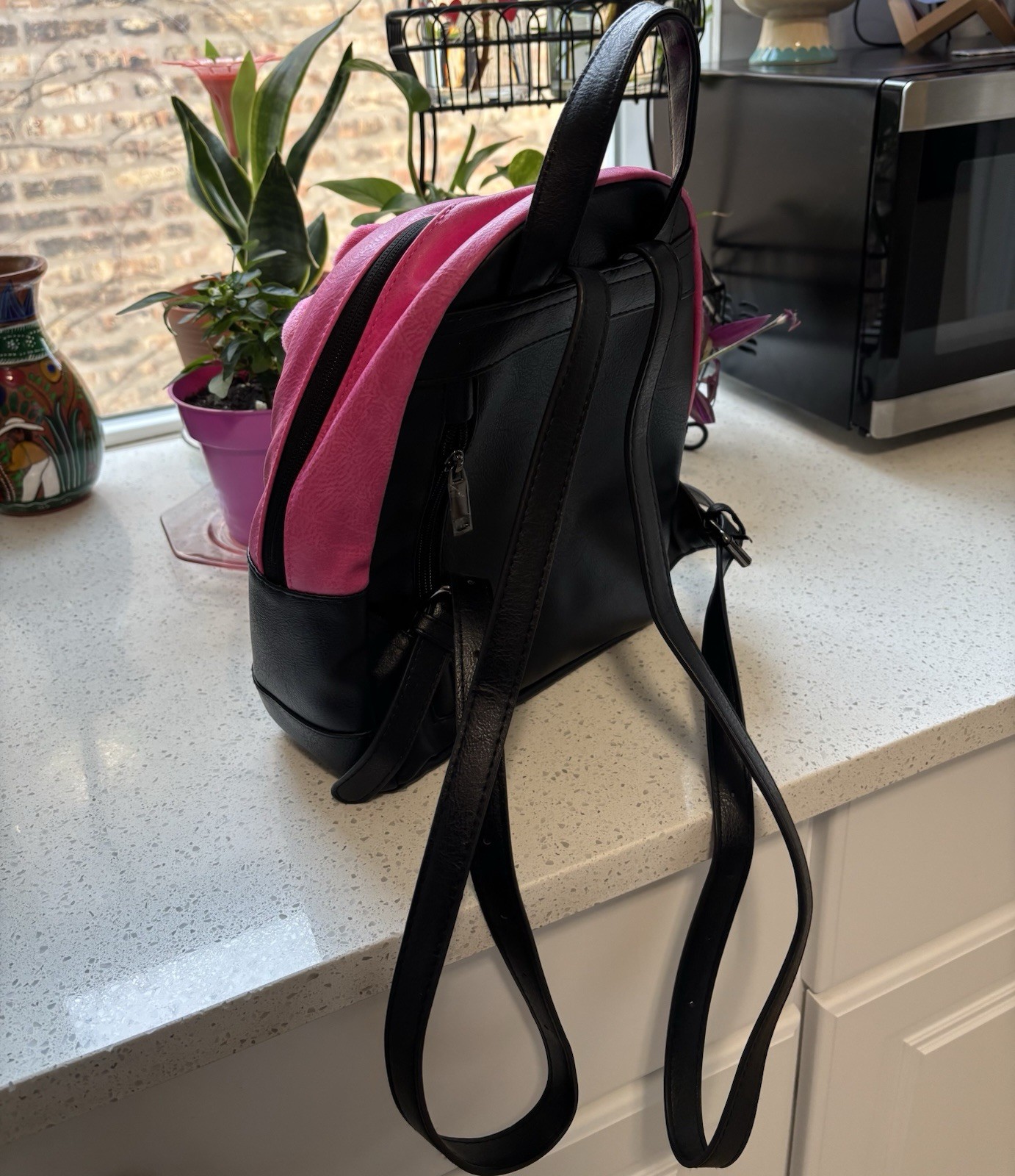Hello Kitty Sanrio Mini Back Pack Faux Leather Pink/black/White