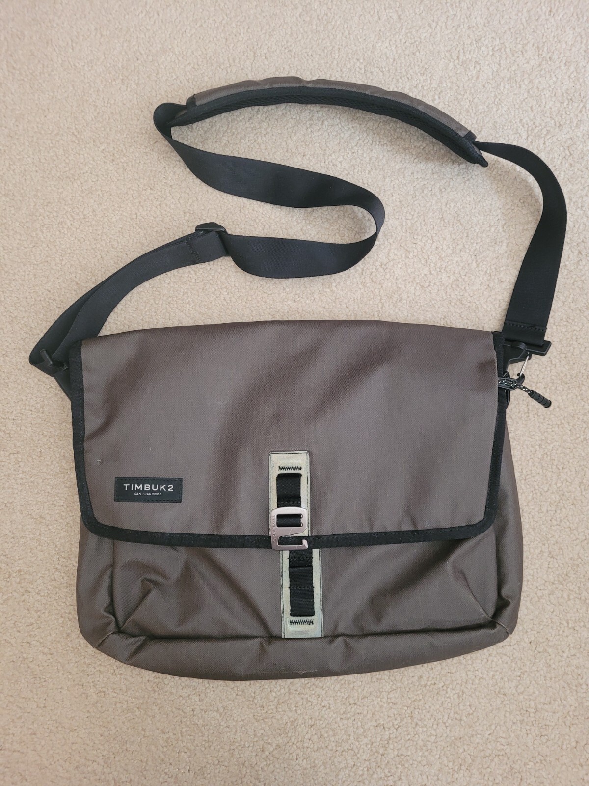 Timbuk2 Transit Briefcase/bag, dark Olive green 15x11x2